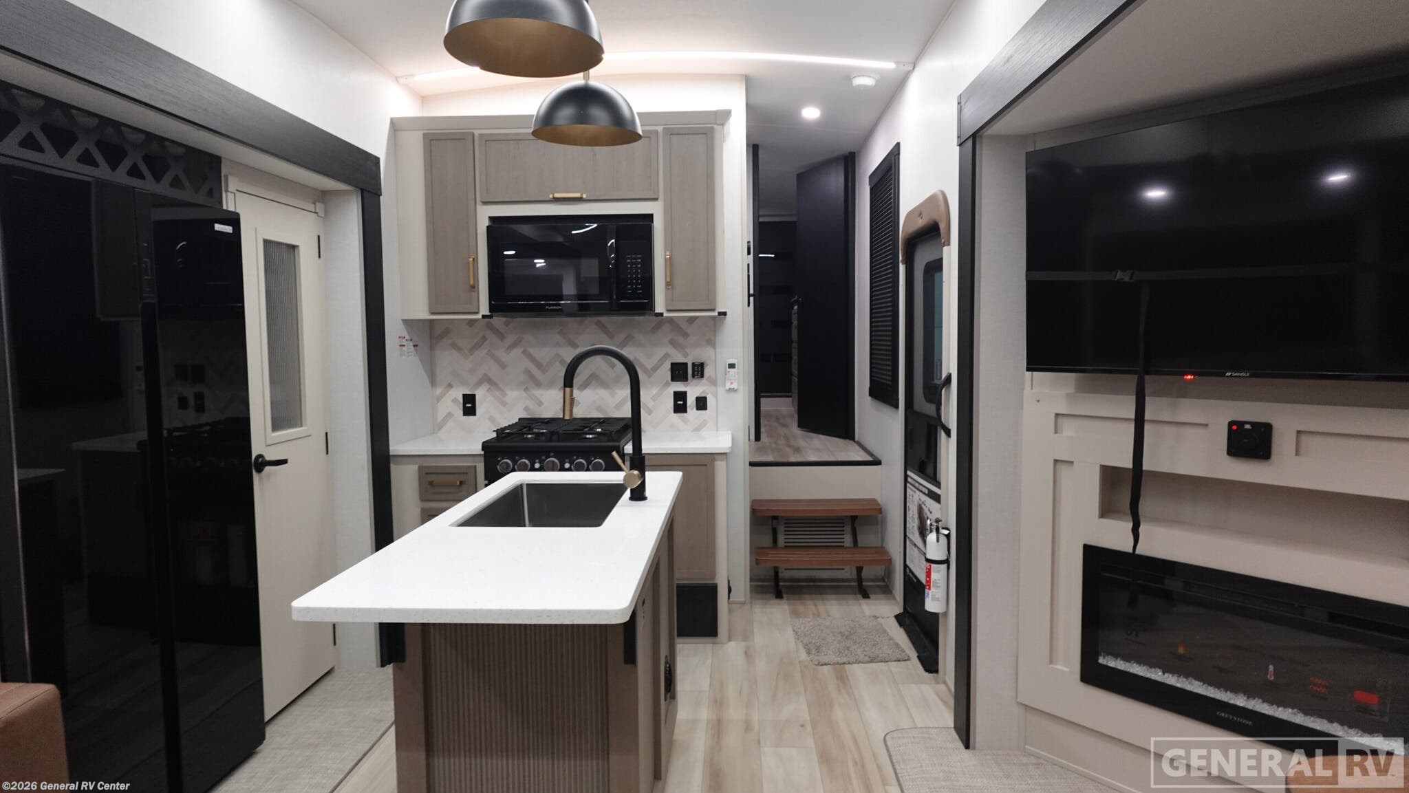 New 2026 Forest River WILDWOOD-HG 286RL available in Ocala, Florida