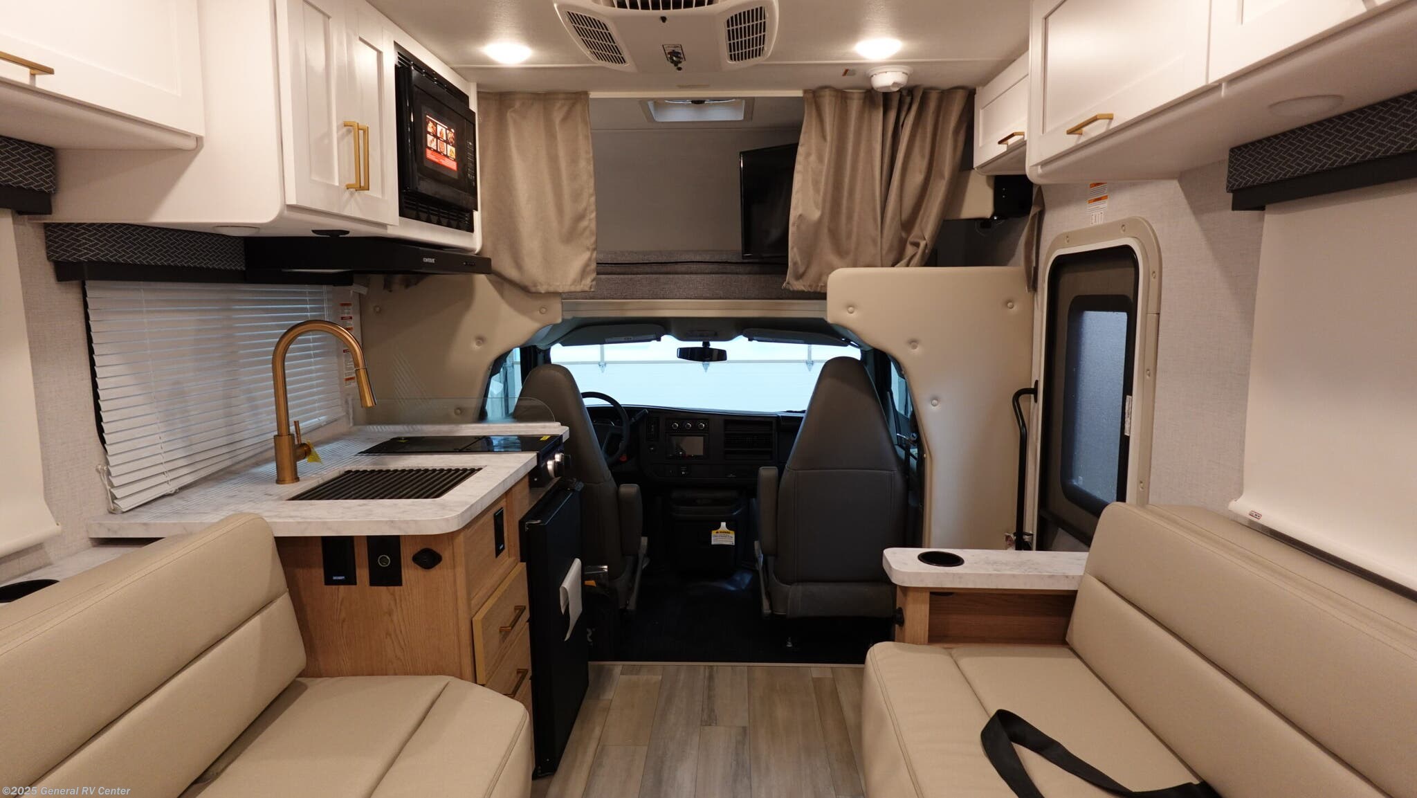 New 2026 Thor Motor Coach Four Winds 19X available in Ocala, Florida