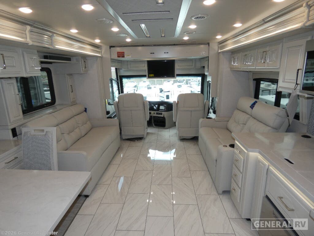 New 2025 Fleetwood Discovery LXE 40M available in Ocala, Florida