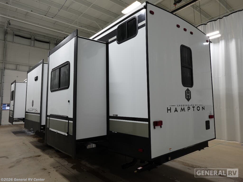 New 2025 CrossRoads Hampton 378DBB available in Ocala, Florida