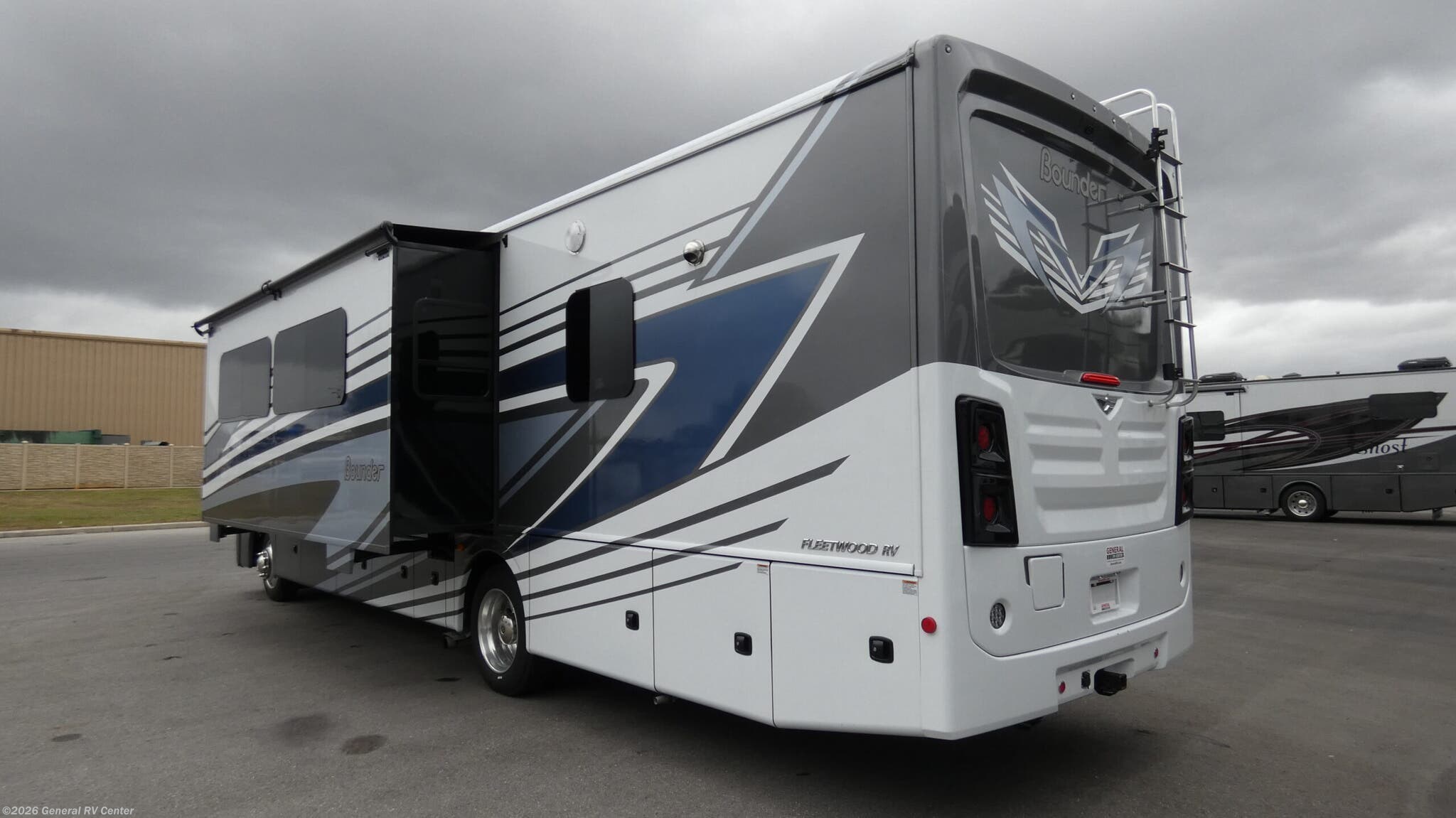 2025 Bounder 35K by Fleetwood from General RV Center in Ocala, Florida