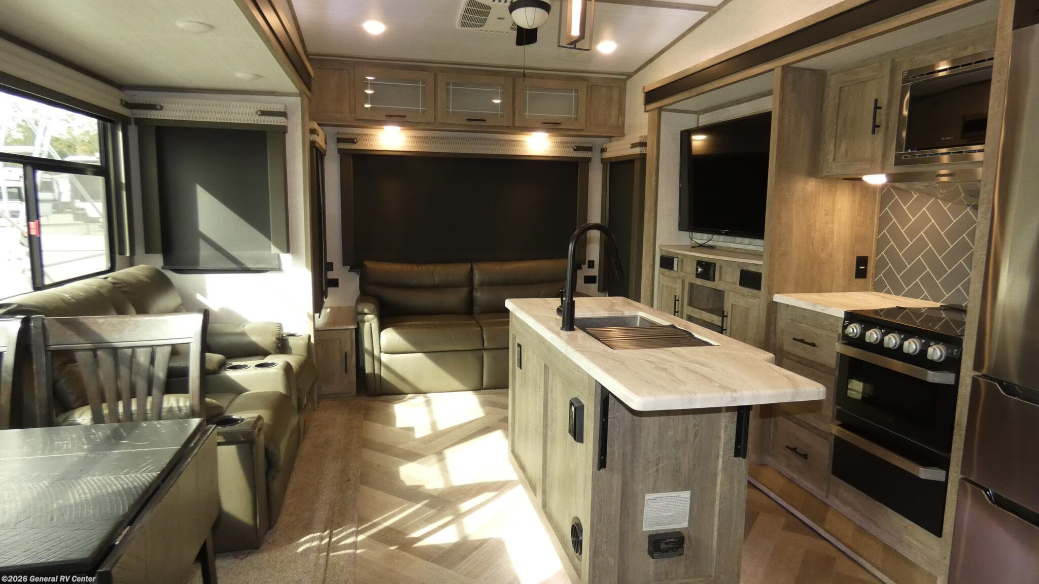 2021 Forest River Salem Hemisphere 290RL - Used Fifth Wheel For Sale by General RV Center in Ocala, Florida