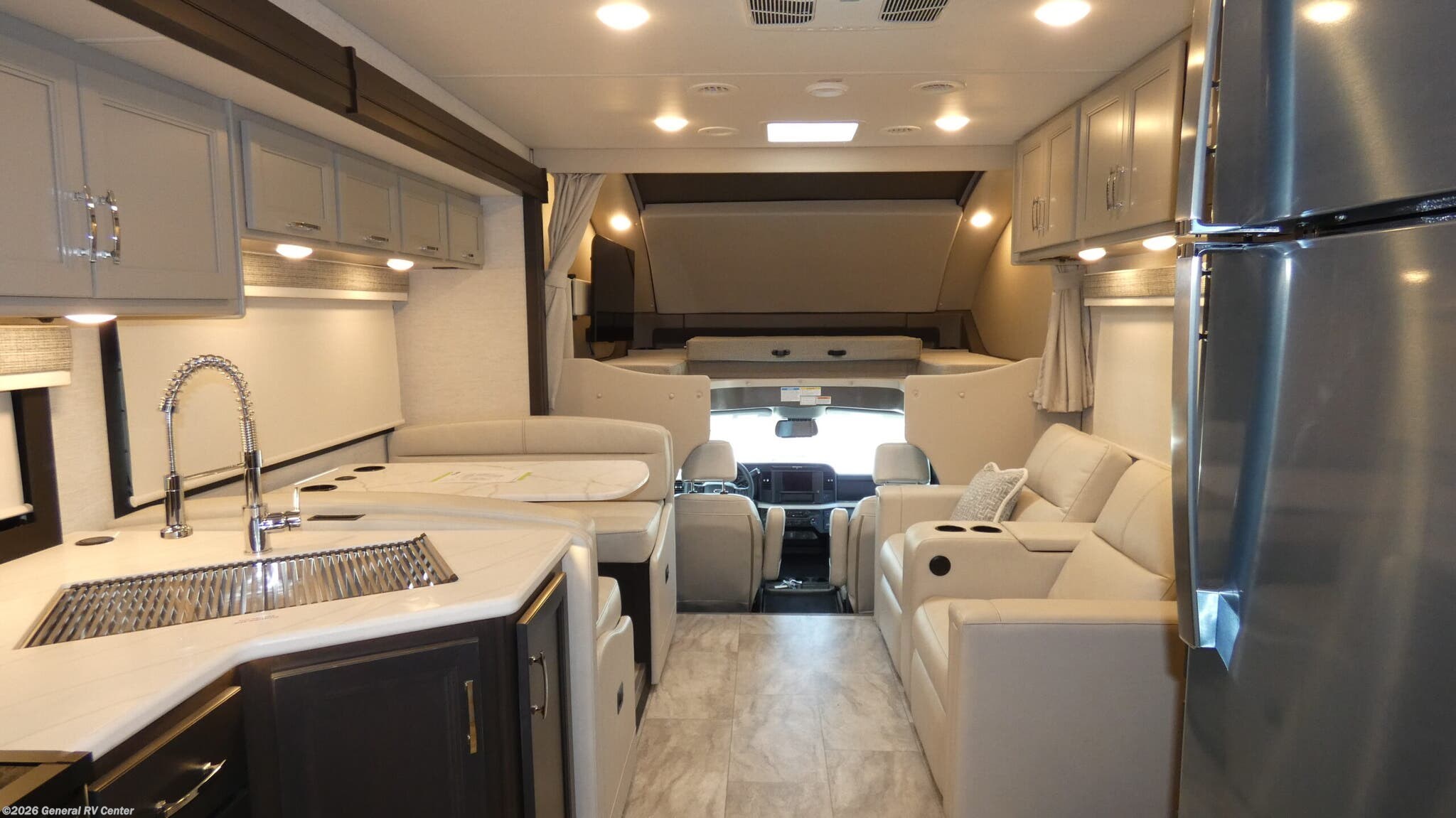 New 2026 Thor Motor Coach Magnitude R36 available in Ocala, Florida