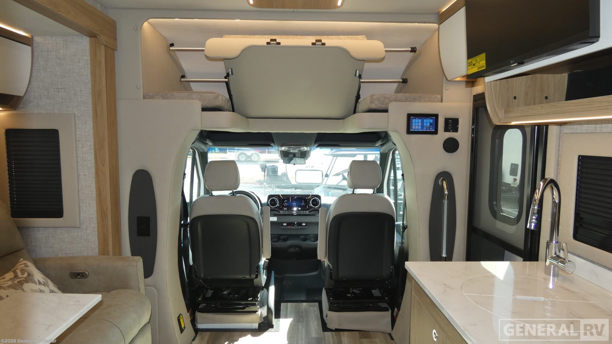 New 2026 Tiffin Wayfarer 25XLW available in Ocala, Florida