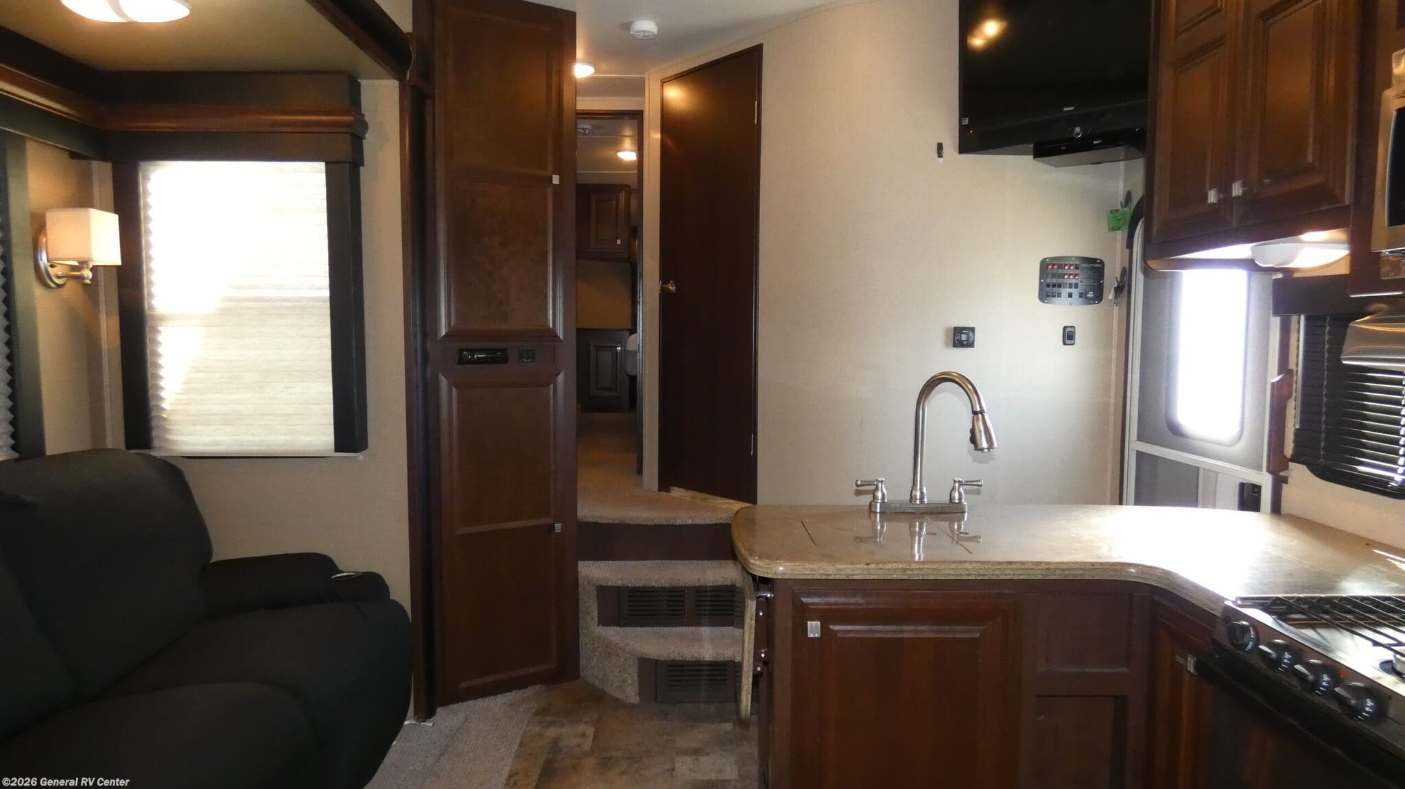 Used 2014 Dutchmen Voltage V SERIES 3005 available in Ocala, Florida