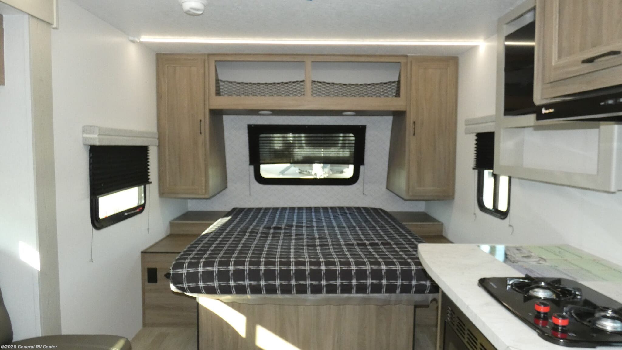 New 2026 Coachmen Freedom EXPRS 19SE available in Ocala, Florida