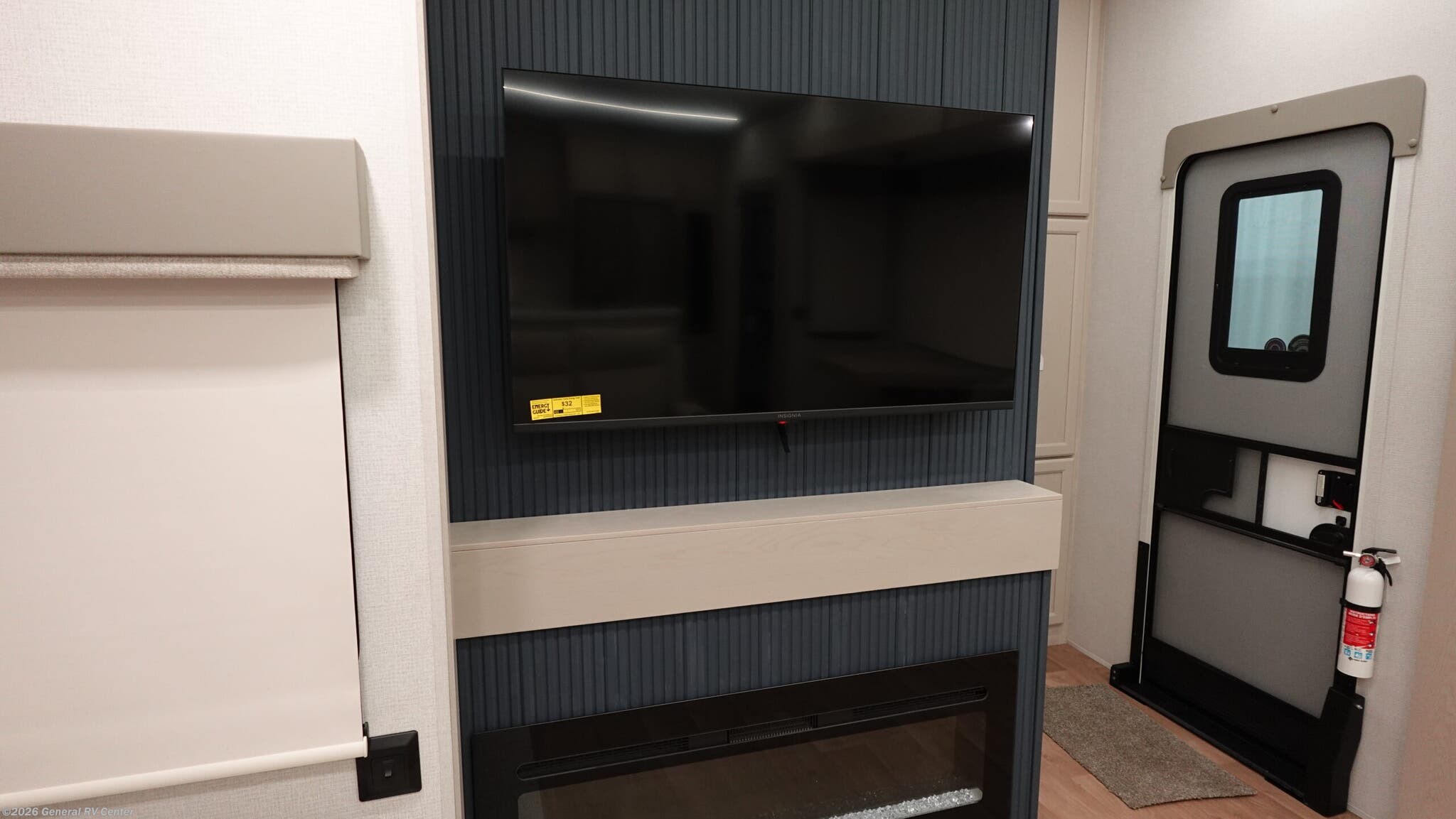 2026 Keystone Springdale 1800BH - New Travel Trailer For Sale by General RV Center in Ocala, Florida