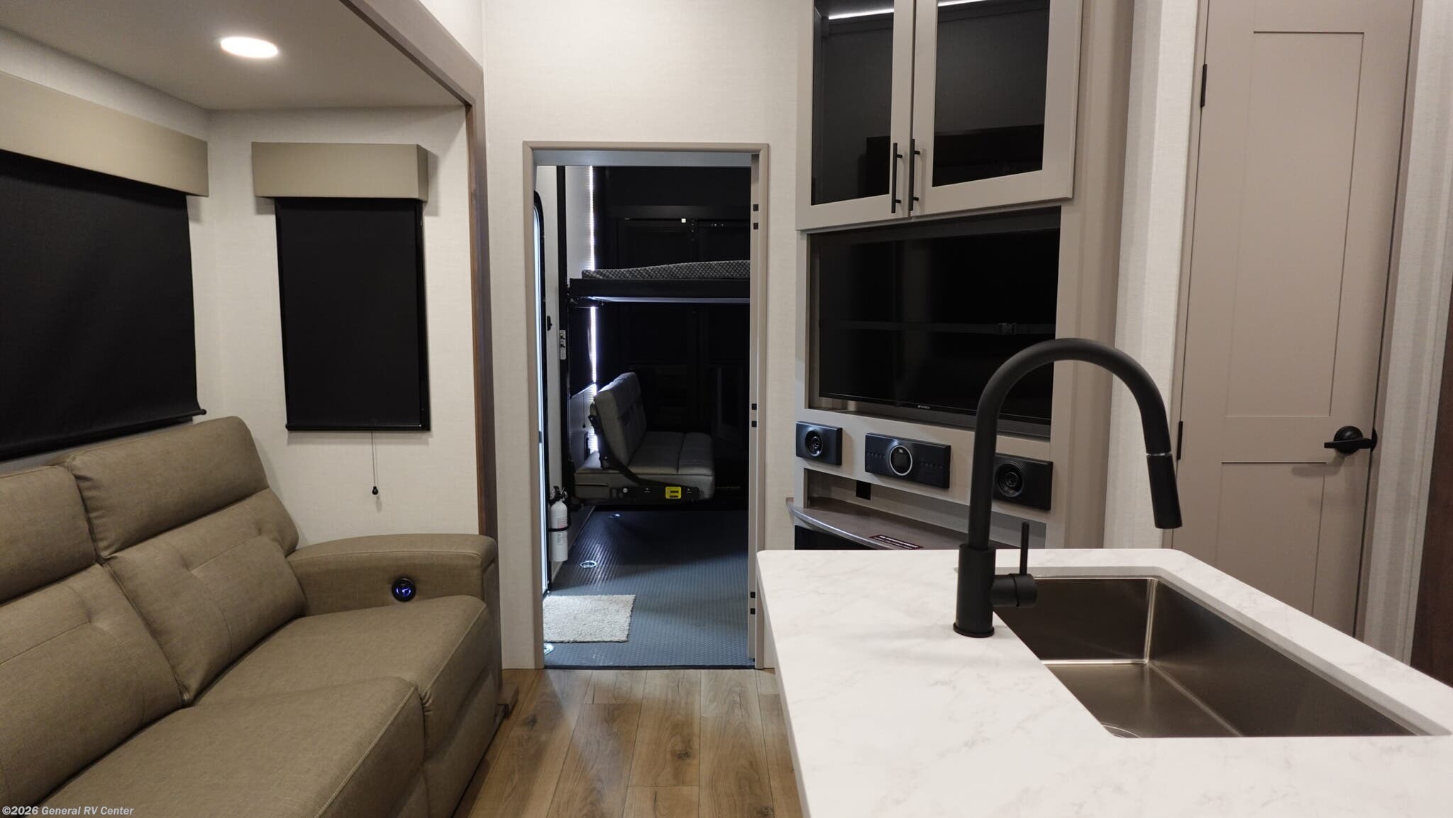 2026 Alliance RV Valor 32A10 - New Fifth Wheel For Sale by General RV Center in Ocala, Florida