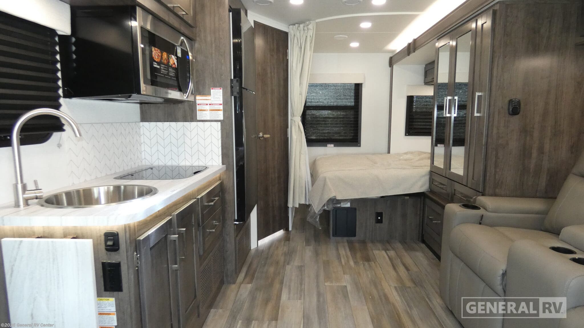 2026 Entegra Coach Qwest SE 24L - New Class C For Sale by General RV Center in Ocala, Florida