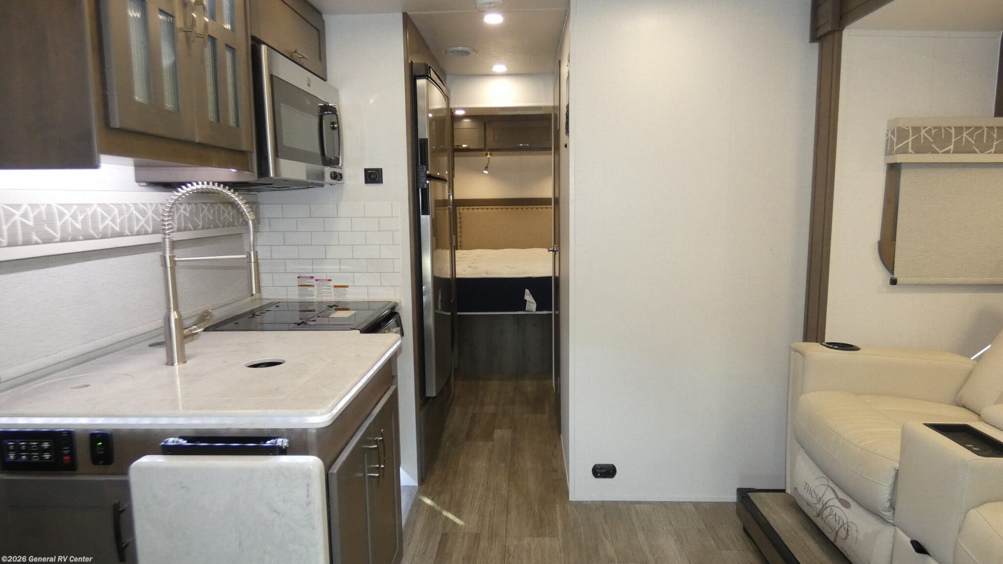 2024 Dynamax Corp ISATA 5 28SS - Used Super C For Sale by General RV Center in Ocala, Florida