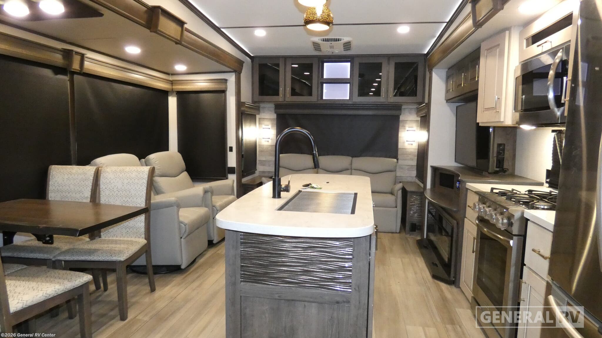 2021 Alliance RV Paradigm 340RL - Used Fifth Wheel For Sale by General RV Center in Ocala, Florida