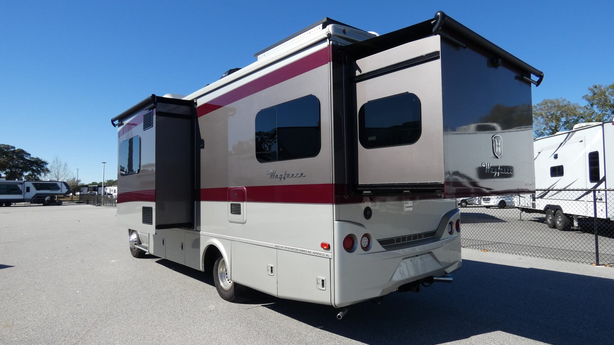 2019 Tiffin Wayfarer 24BW - Used Class C For Sale by General RV Center in Ocala, Florida