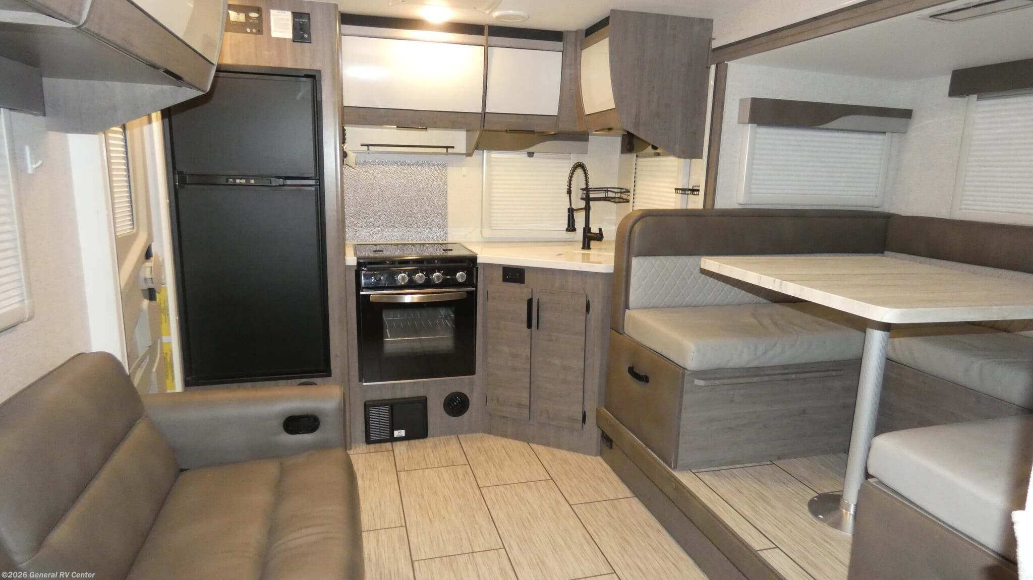 2022 Lance 2285 - Used Travel Trailer For Sale by General RV Center in Ocala, Florida
