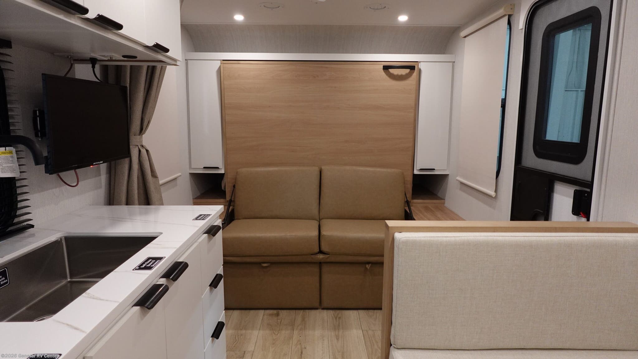 2026 Winnebago Micro Minnie 2000MRB - New Travel Trailer For Sale by General RV Center in Ocala, Florida