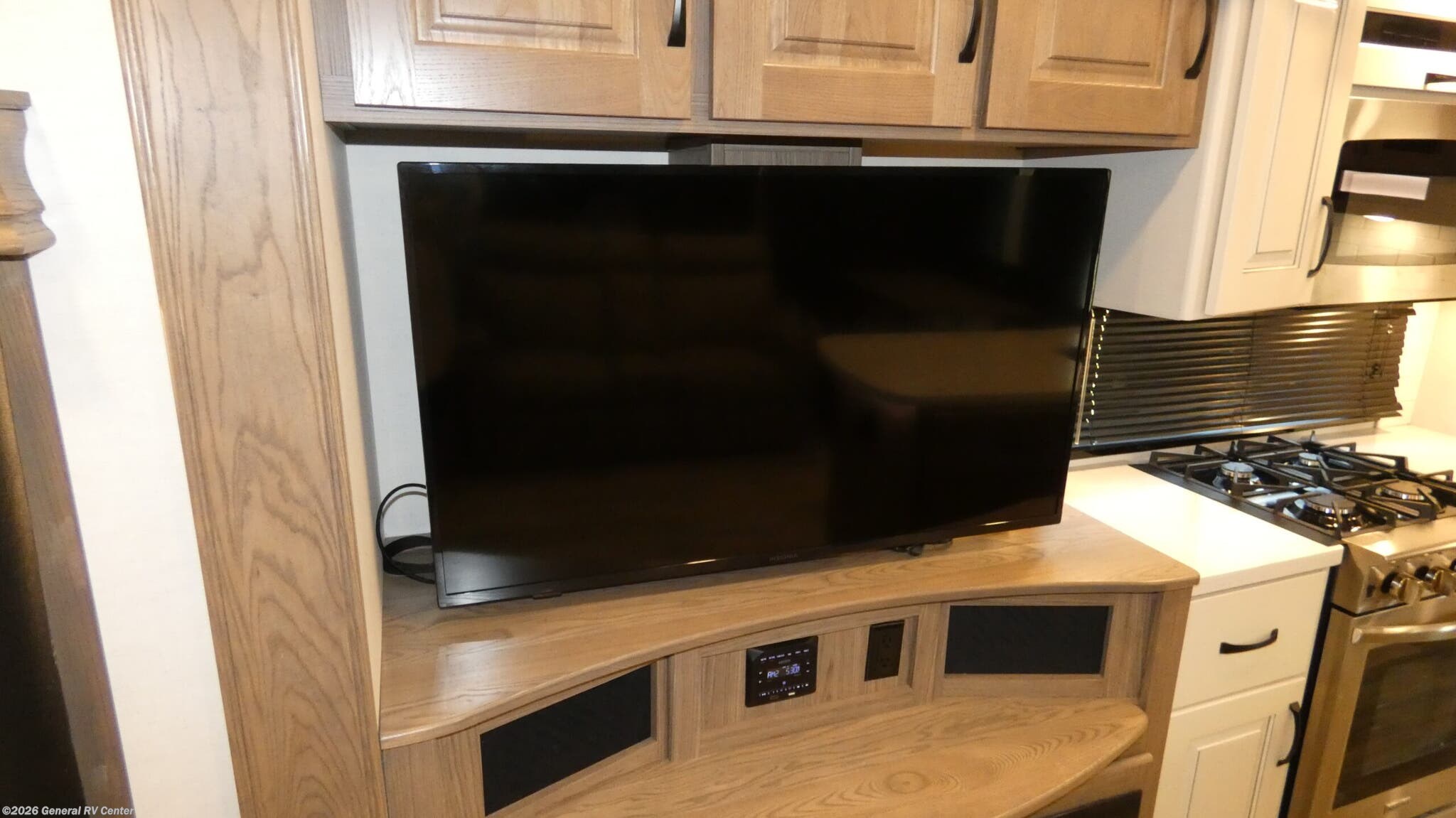 Used 2024 Alliance RV Paradigm 310RL available in Ocala, Florida