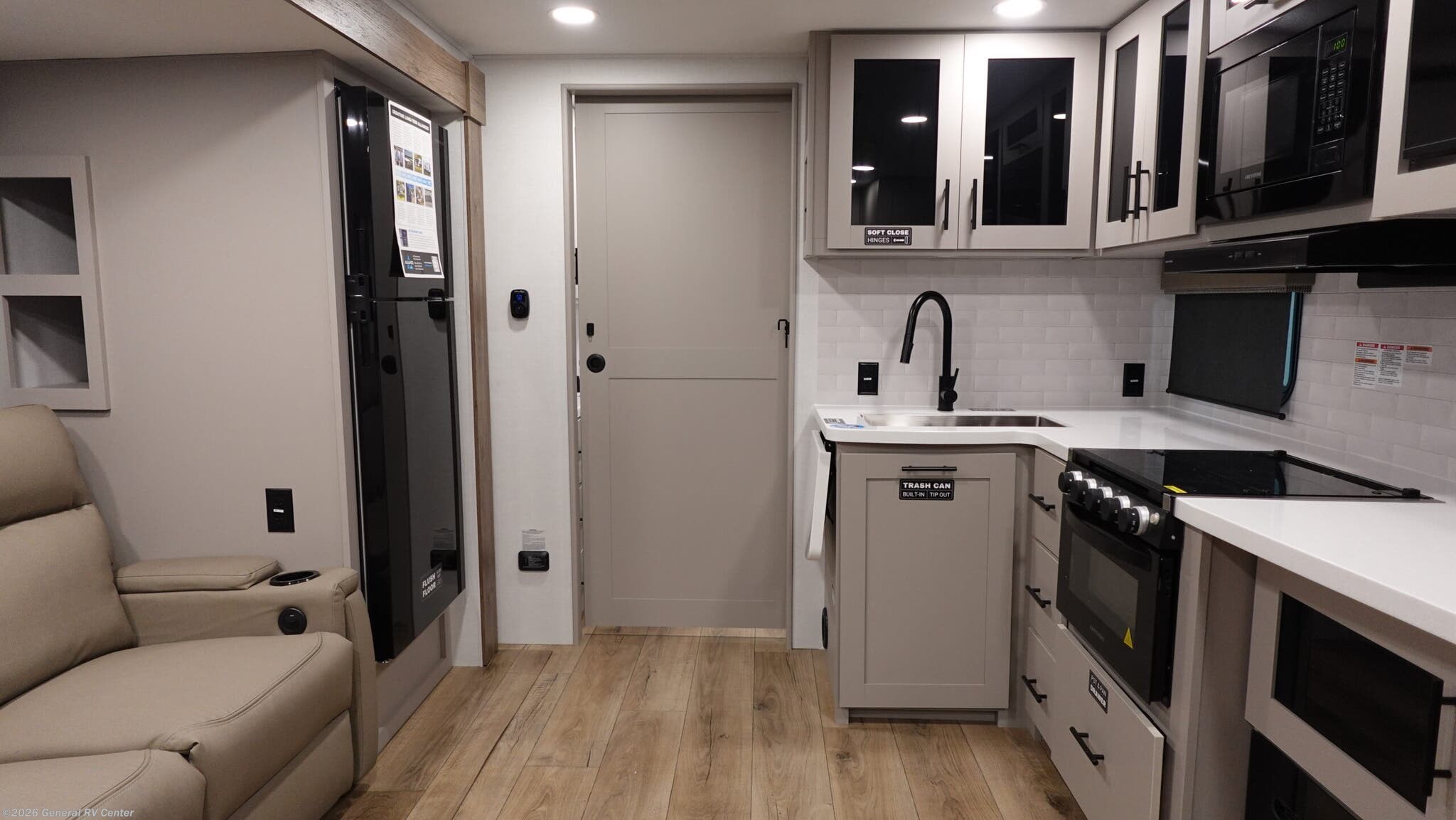 2026 Alliance RV Delta 252RL - New Travel Trailer For Sale by General RV Center in Ocala, Florida