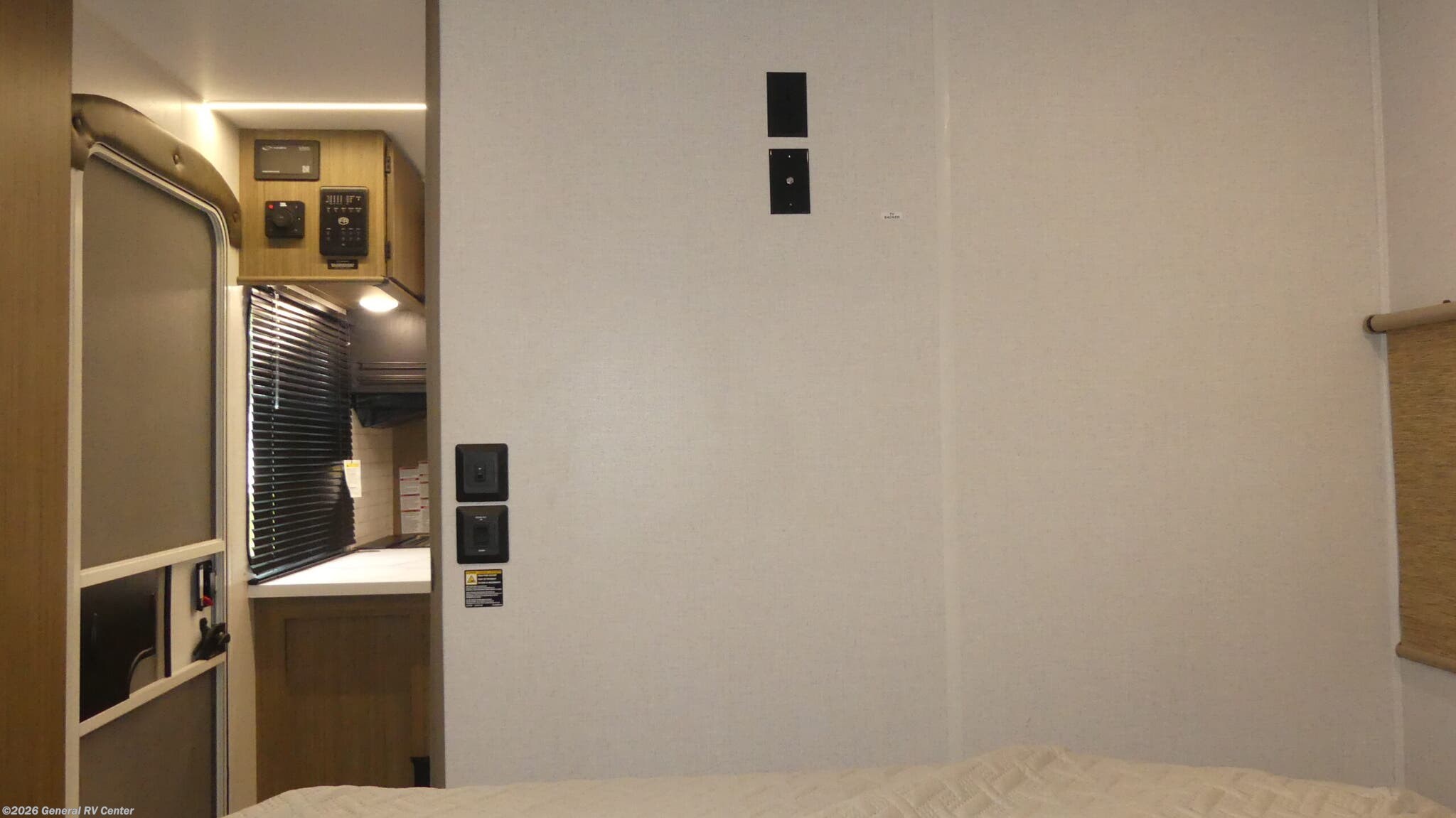 New 2026 Forest River Salem 31KQBTS available in Ocala, Florida