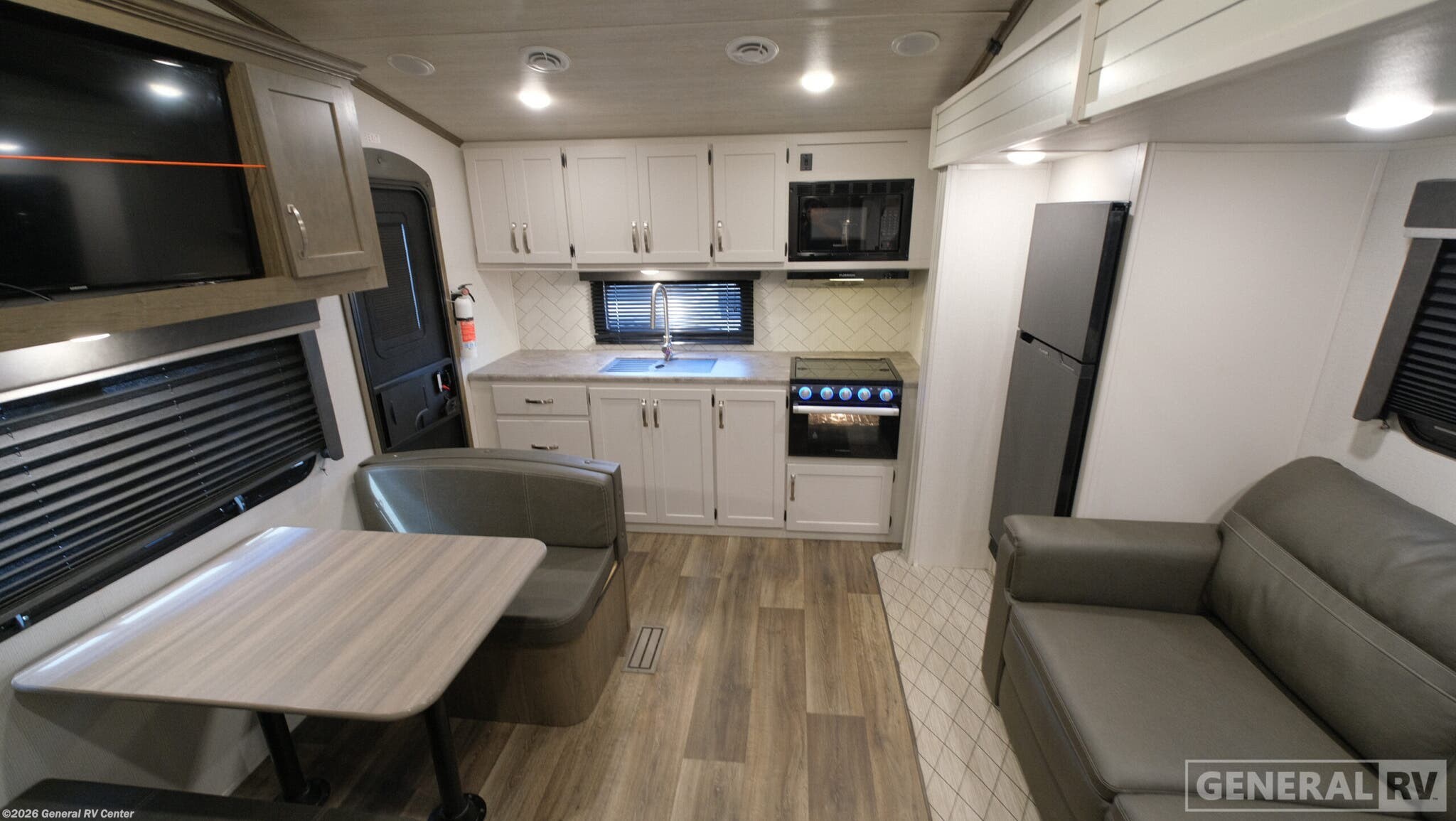 2023 Keystone Cougar Sport 2100RK - Used Fifth Wheel For Sale by General RV Center in Ocala, Florida