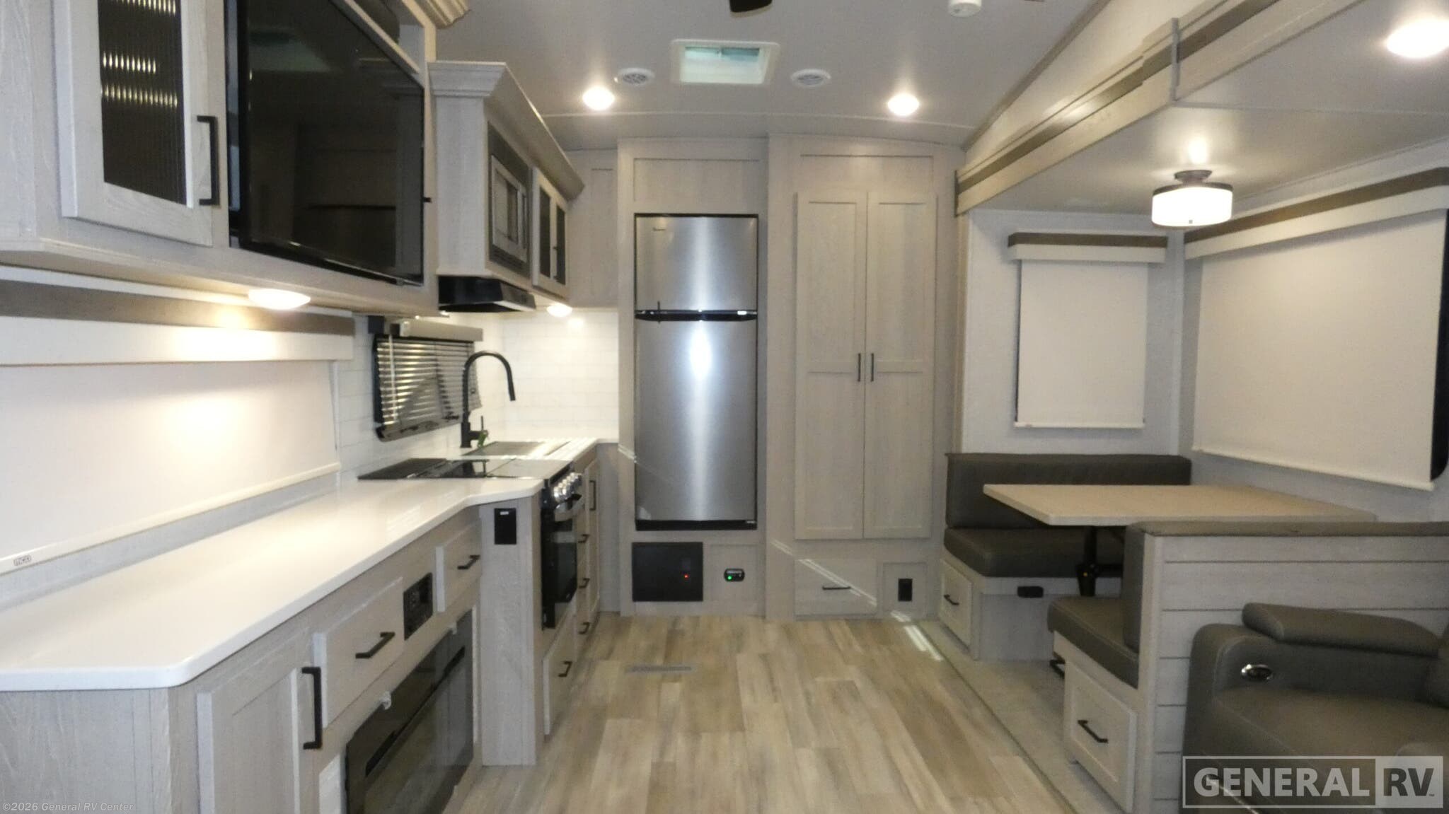 2022 Forest River Rockwood 2881S - Used Travel Trailer For Sale by General RV Center in Ocala, Florida