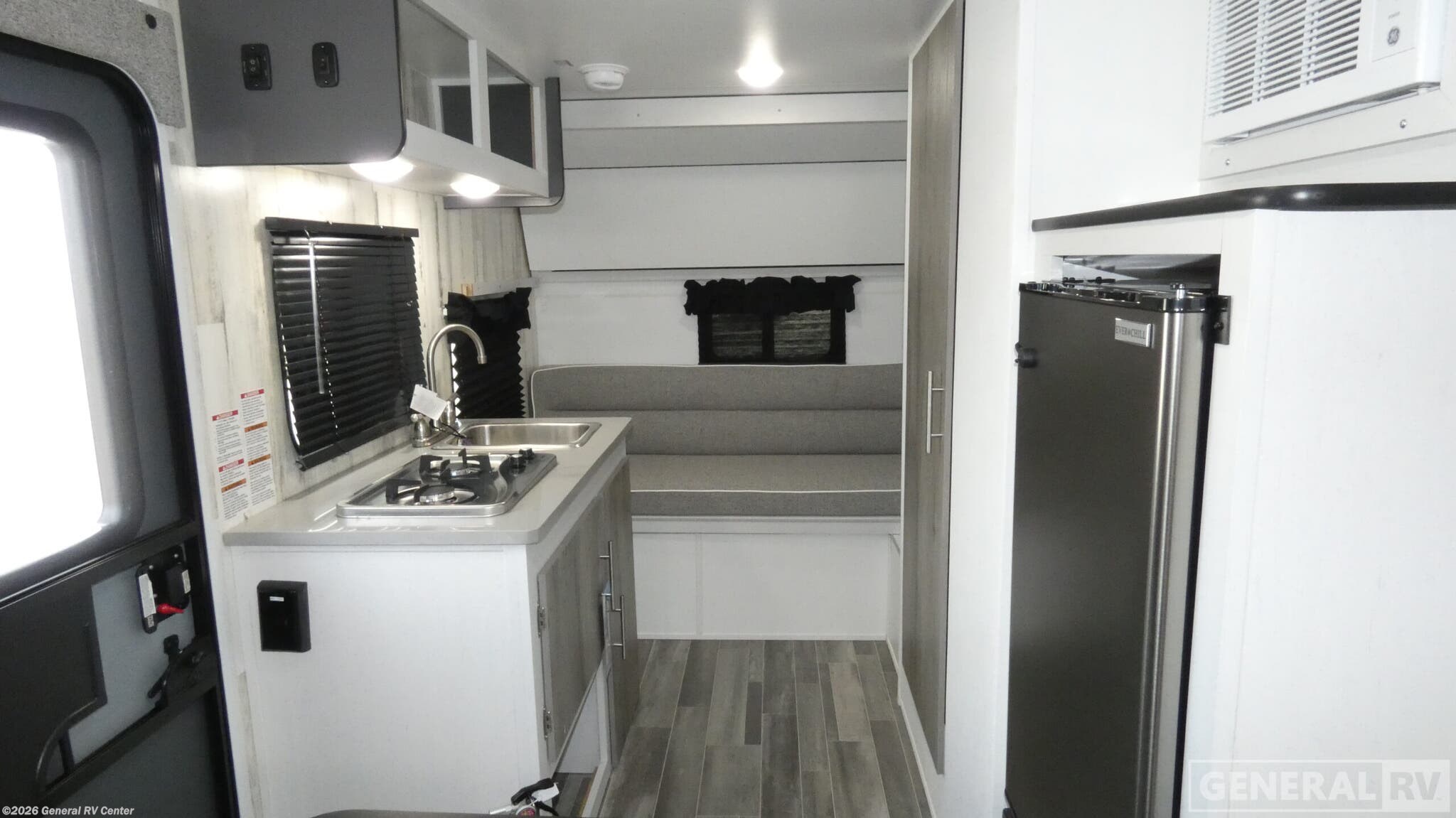 2026 Travel Lite Rove Lite CLASSIC 14BHC - Used Travel Trailer For Sale by General RV Center in Ocala, Florida