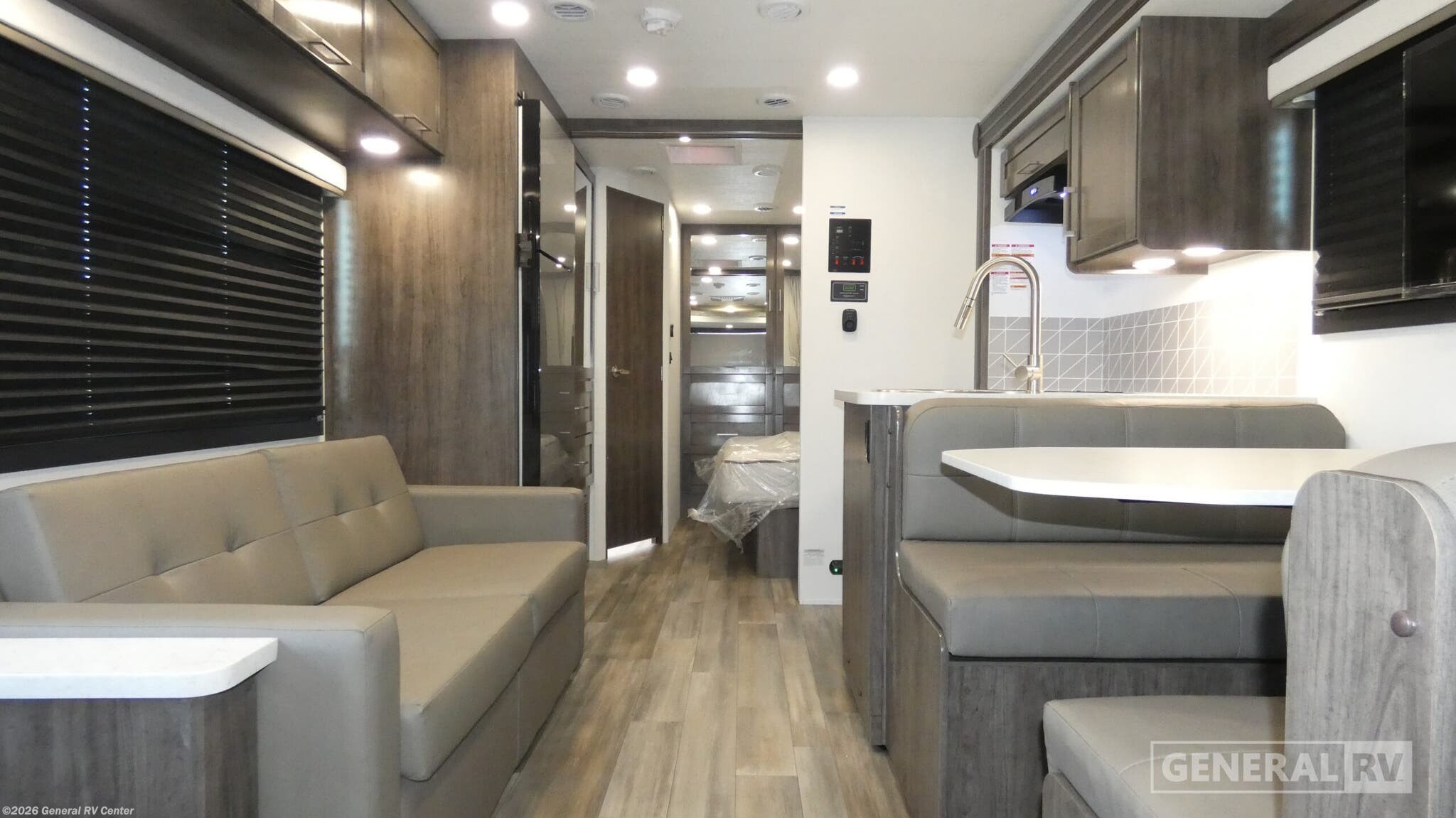 2026 Entegra Coach Vision 27A-SE - New Class A For Sale by General RV Center in Ocala, Florida
