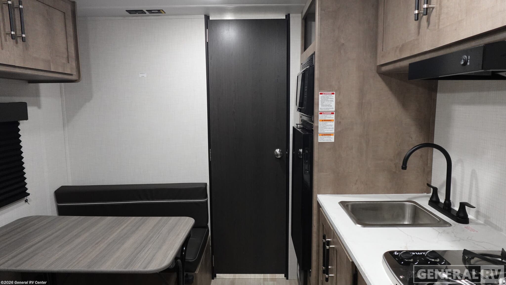 2026 Keystone Springdale 1700FQ - New Travel Trailer For Sale by General RV Center in Ocala, Florida