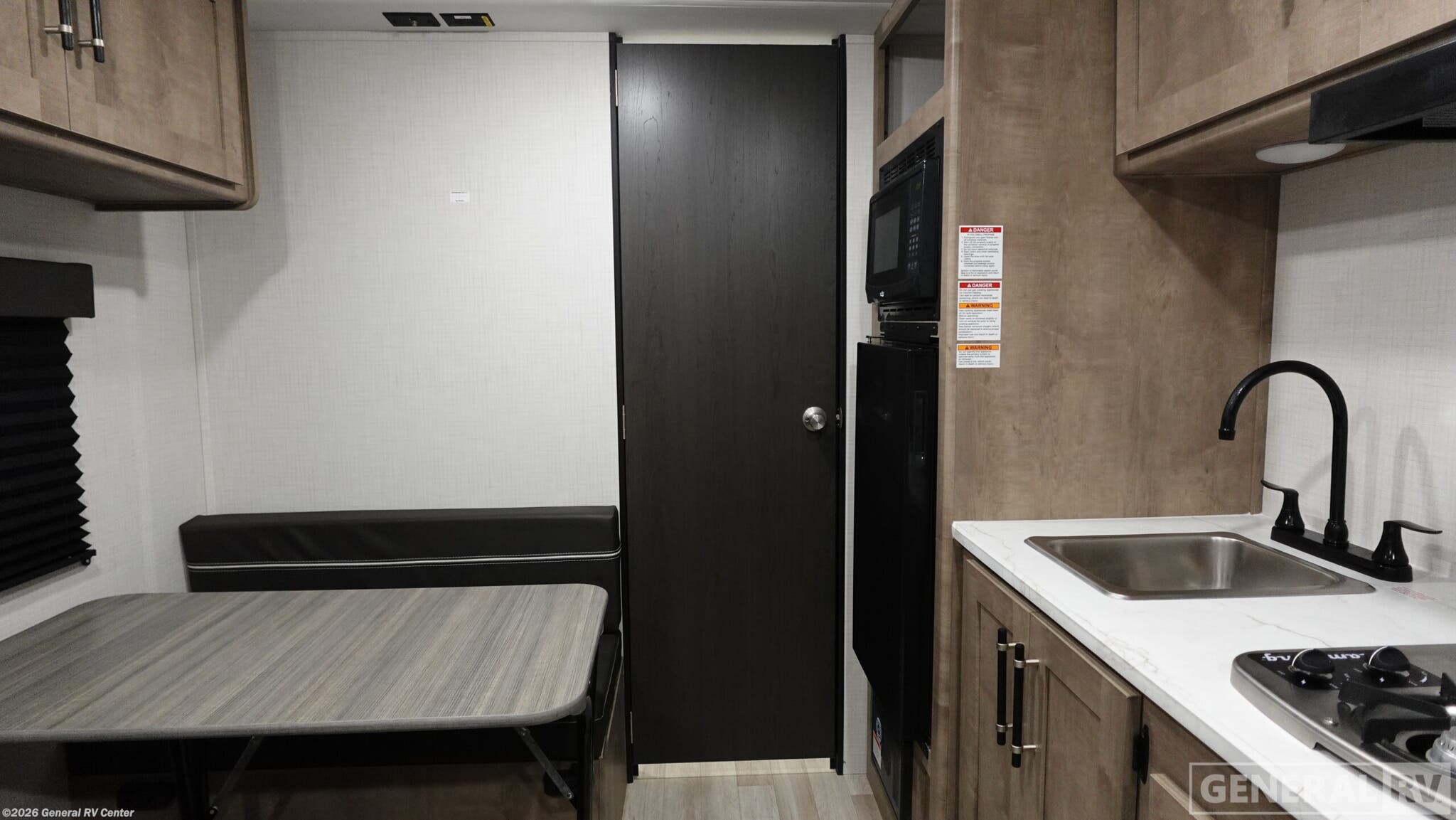 2026 Keystone Springdale 1700FQ - New Travel Trailer For Sale by General RV Center in Ocala, Florida