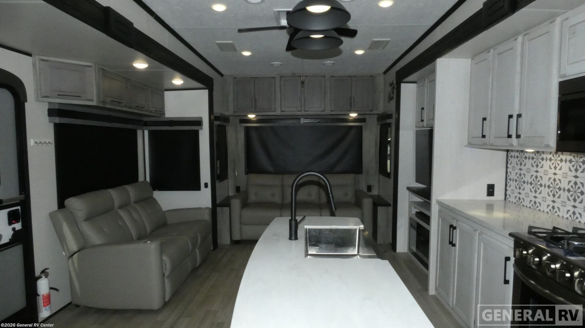 2023 K-Z Durango Gold G383RLQ - Used Fifth Wheel For Sale by General RV Center in Ocala, Florida