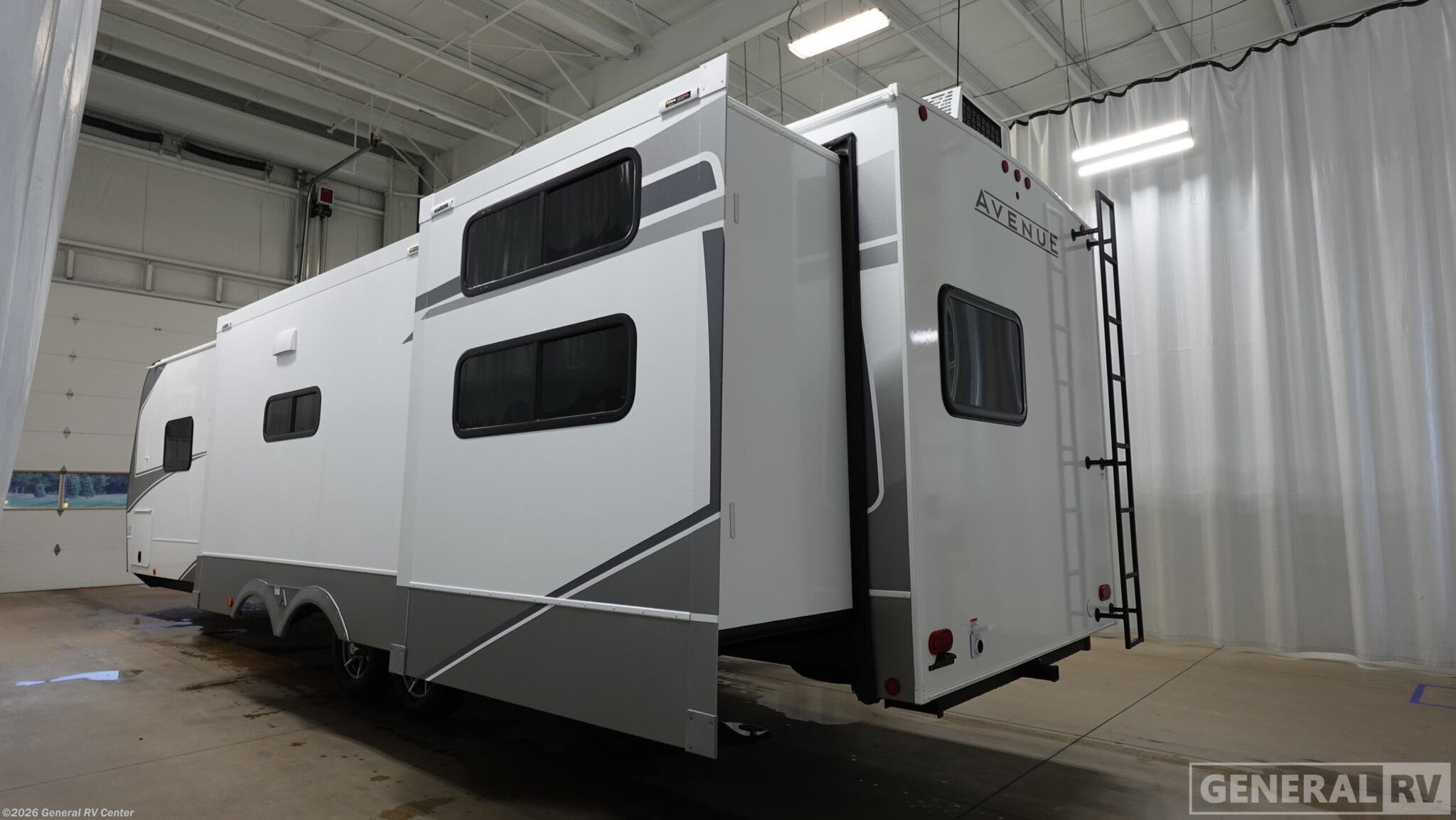 2026 Avenue 333BH by Alliance RV from General RV Center in Ocala, Florida