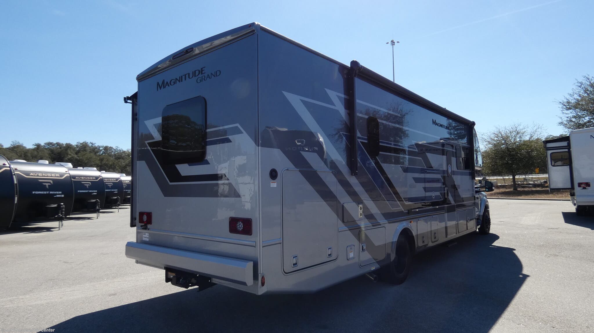 2026 Magnitude R36 by Thor Motor Coach from General RV Center in Ocala, Florida