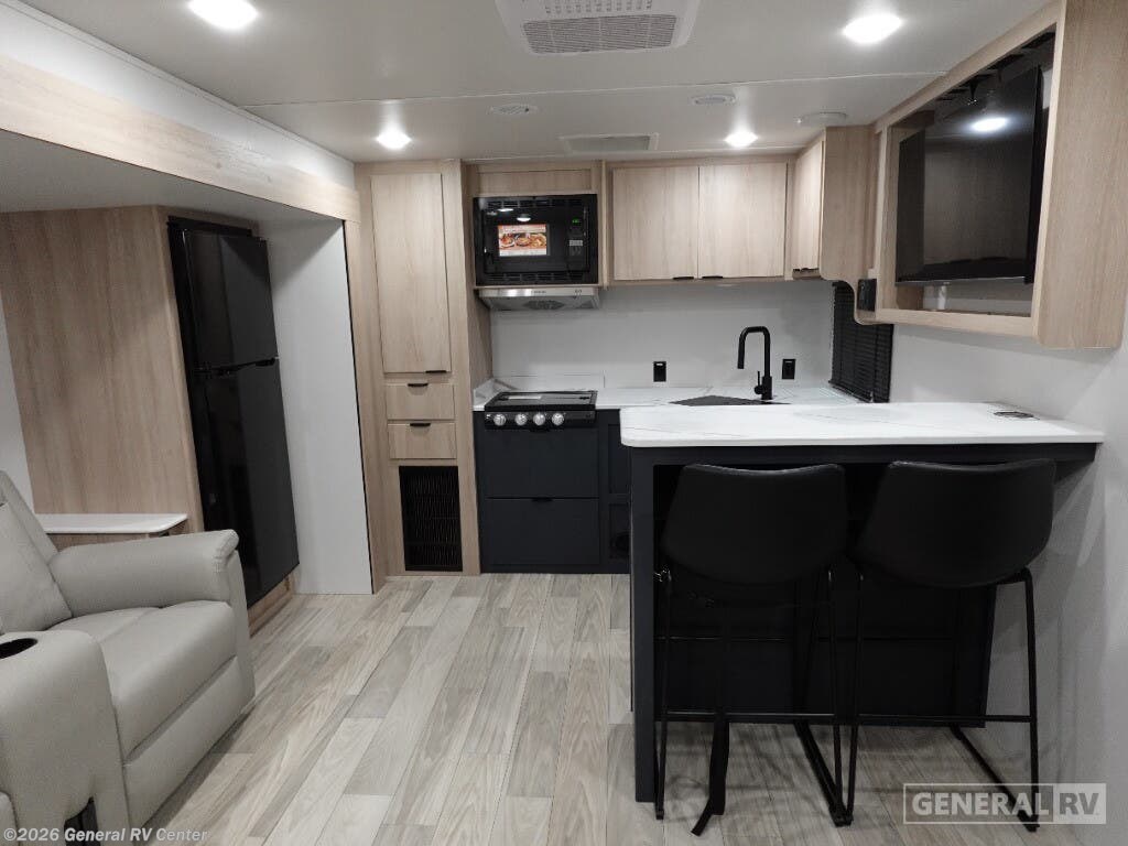 New 2025 Winnebago Minnie 2730FK available in Ocala, Florida