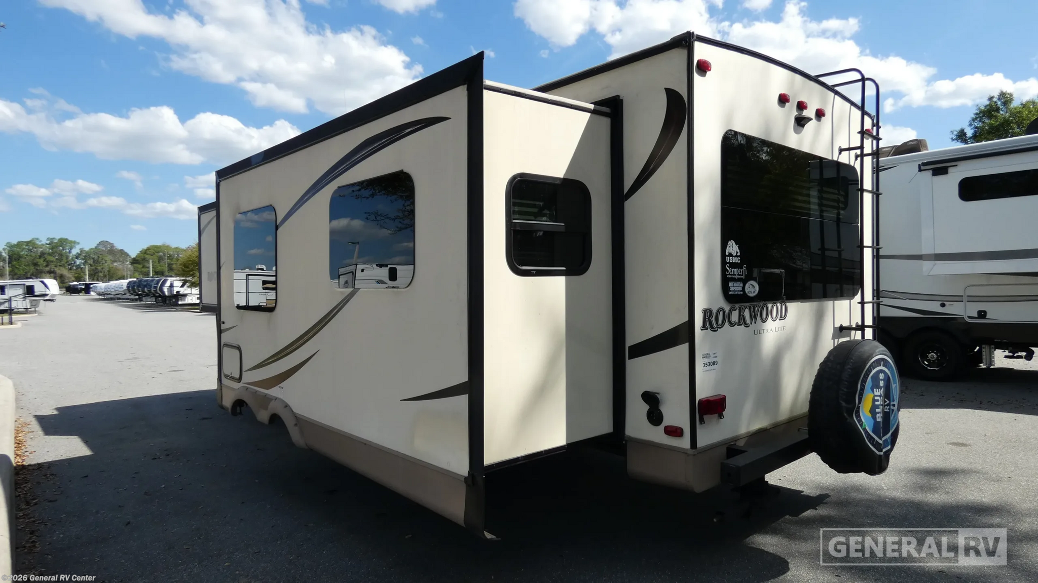 2017 Rockwood Ultra Lite 2604WS by Forest River from General RV Center in Ocala, Florida