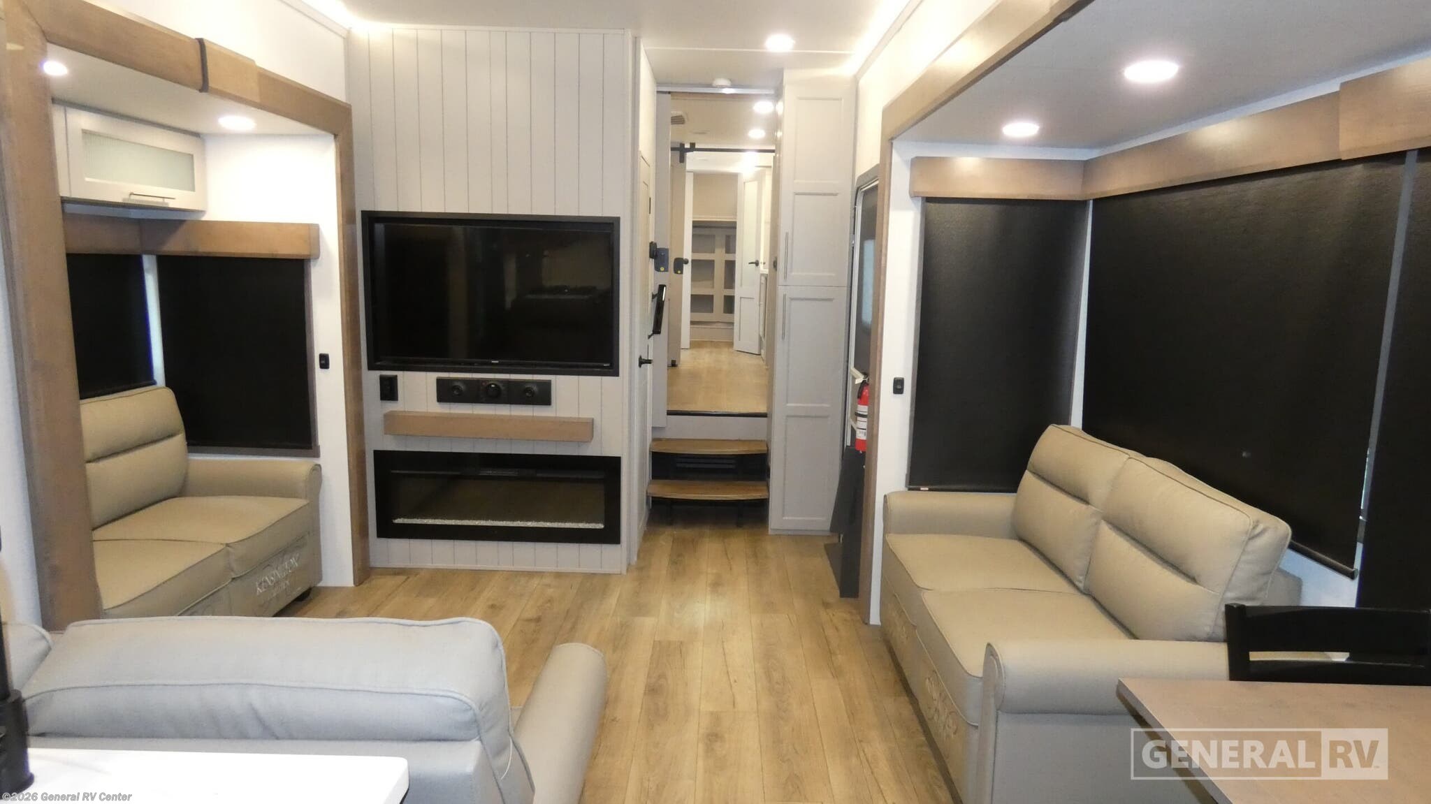 Used 2025 Alliance RV Paradigm 382RK available in Ocala, Florida