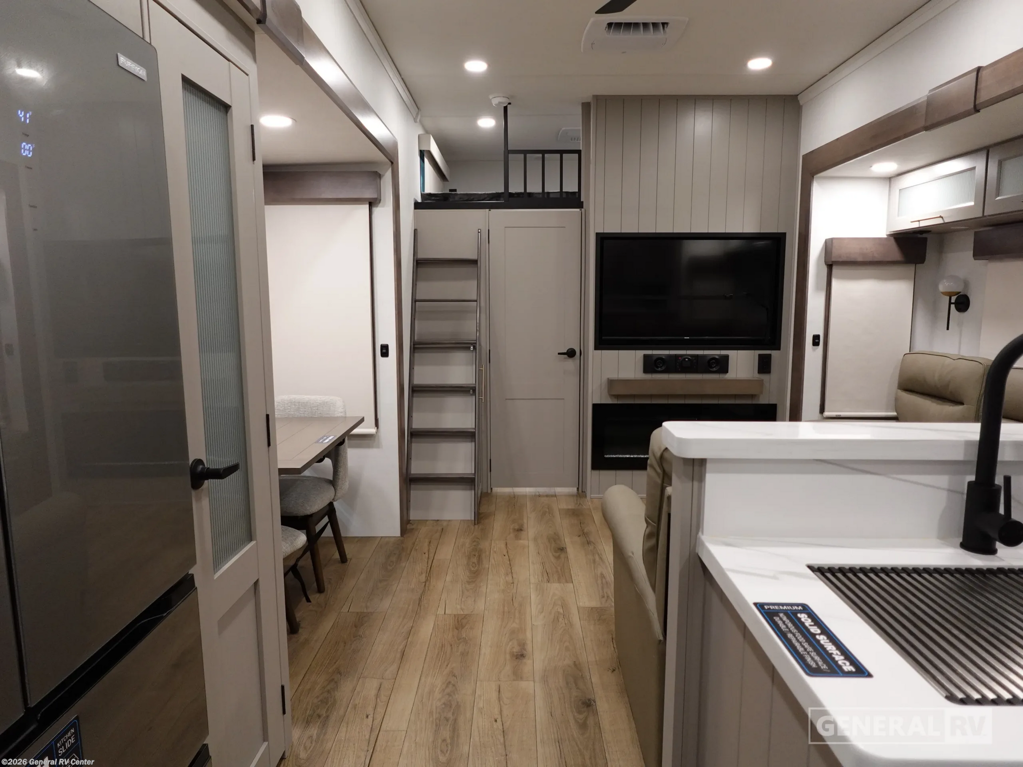2026 Alliance RV Paradigm 395DS - New Fifth Wheel For Sale by General RV Center in Ocala, Florida