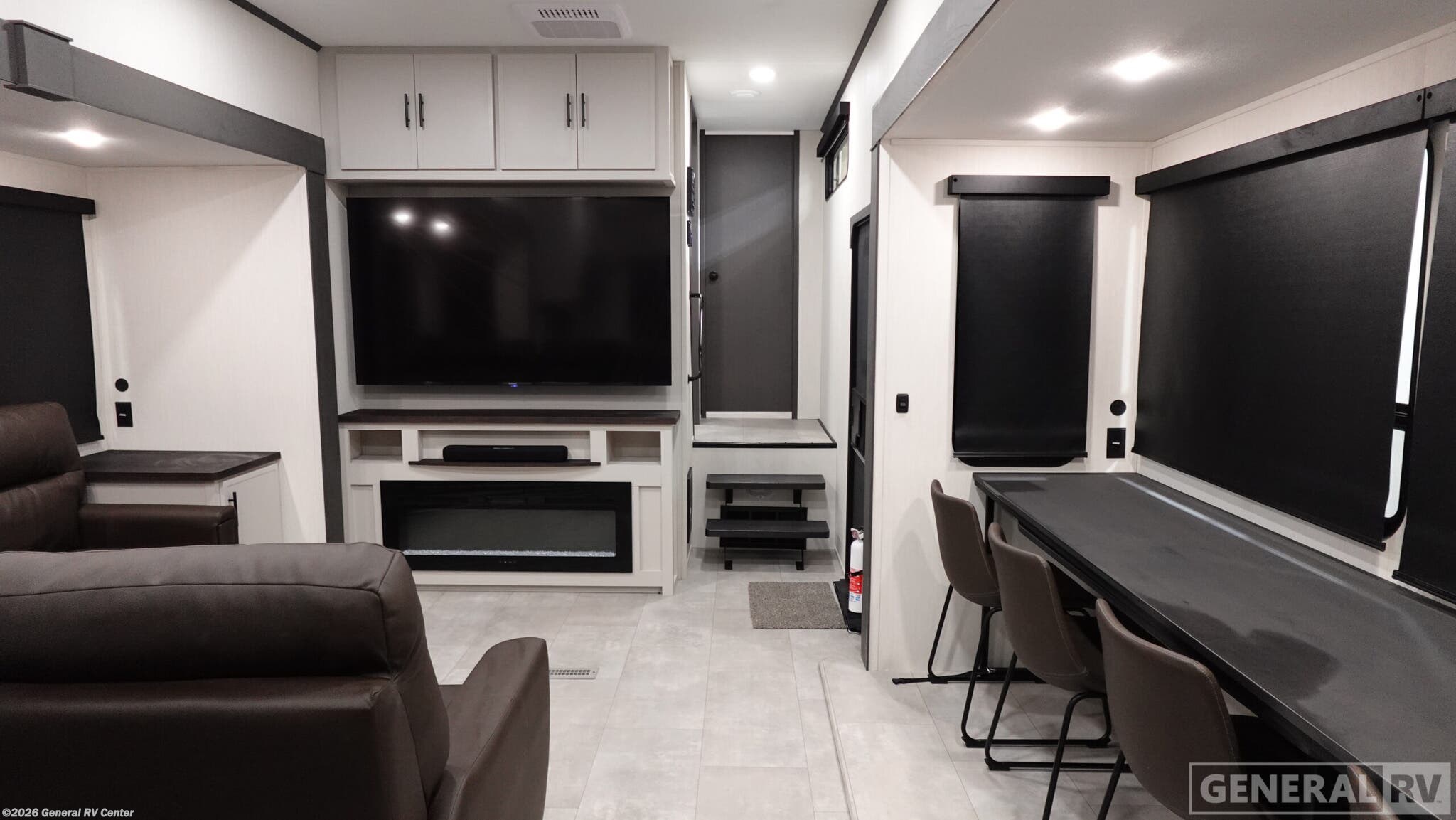 New 2026 Prime Time Crusader KING33 available in Ocala, Florida