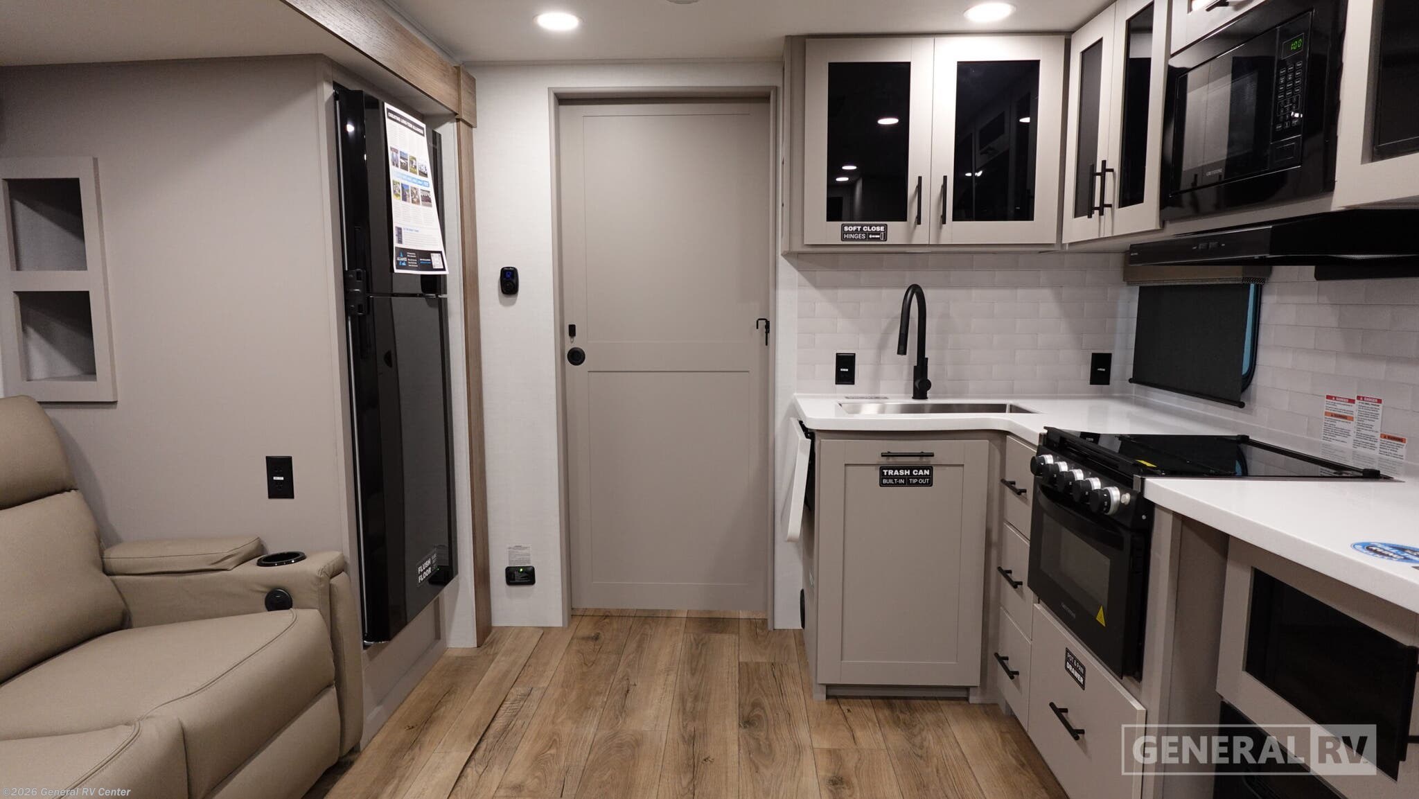 New 2026 Alliance RV Delta 252RL available in Ocala, Florida