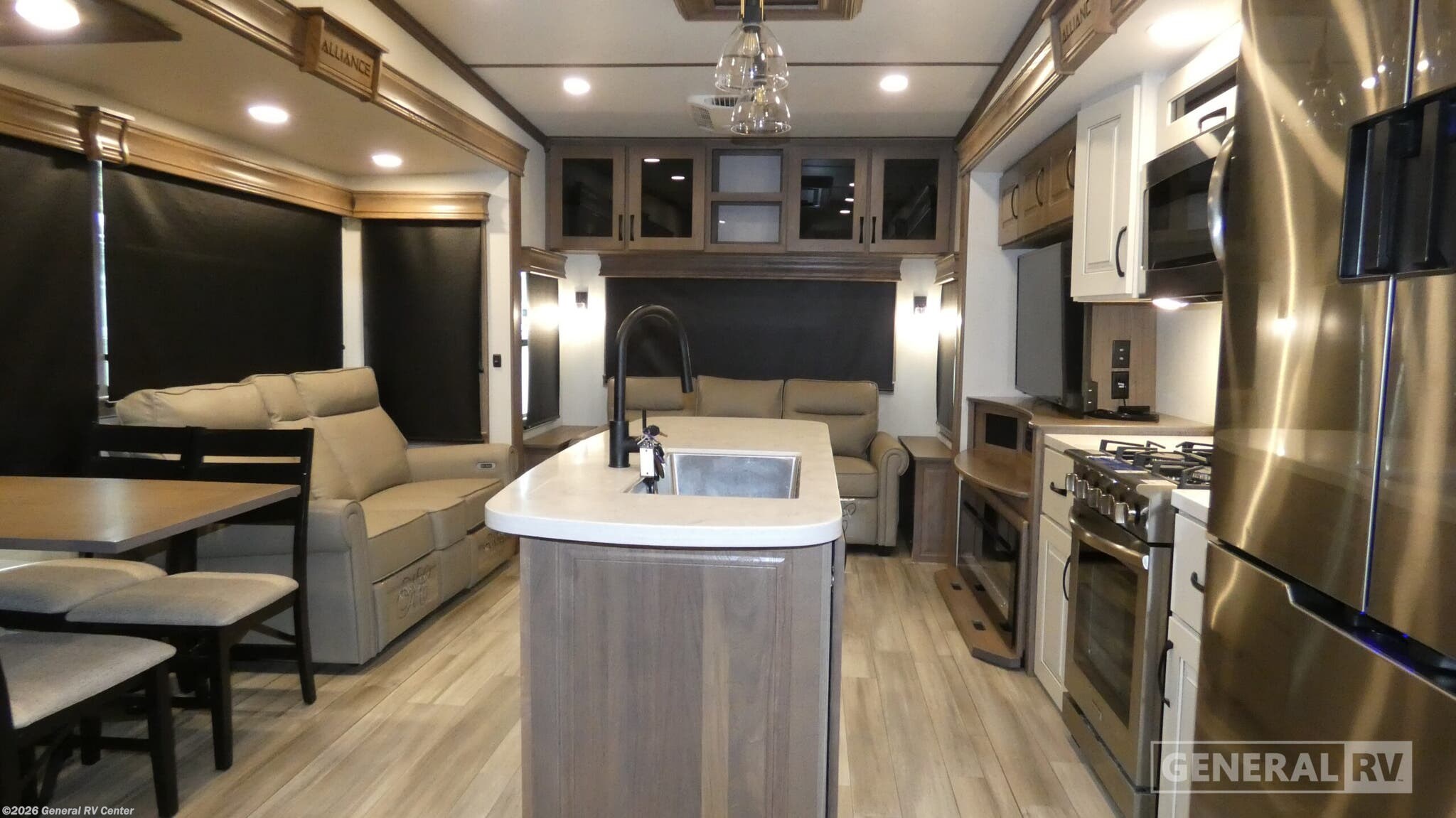 2023 Alliance RV Paradigm 340RL - Used Fifth Wheel For Sale by General RV Center in Ocala, Florida