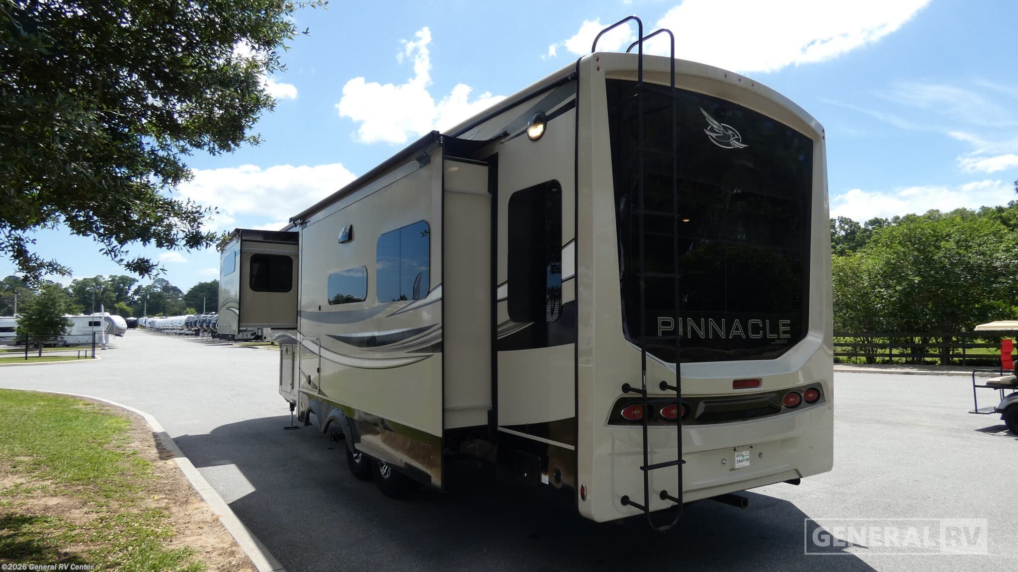 2021 Pinnacle 32RLTS by Jayco from General RV Center in Ocala, Florida