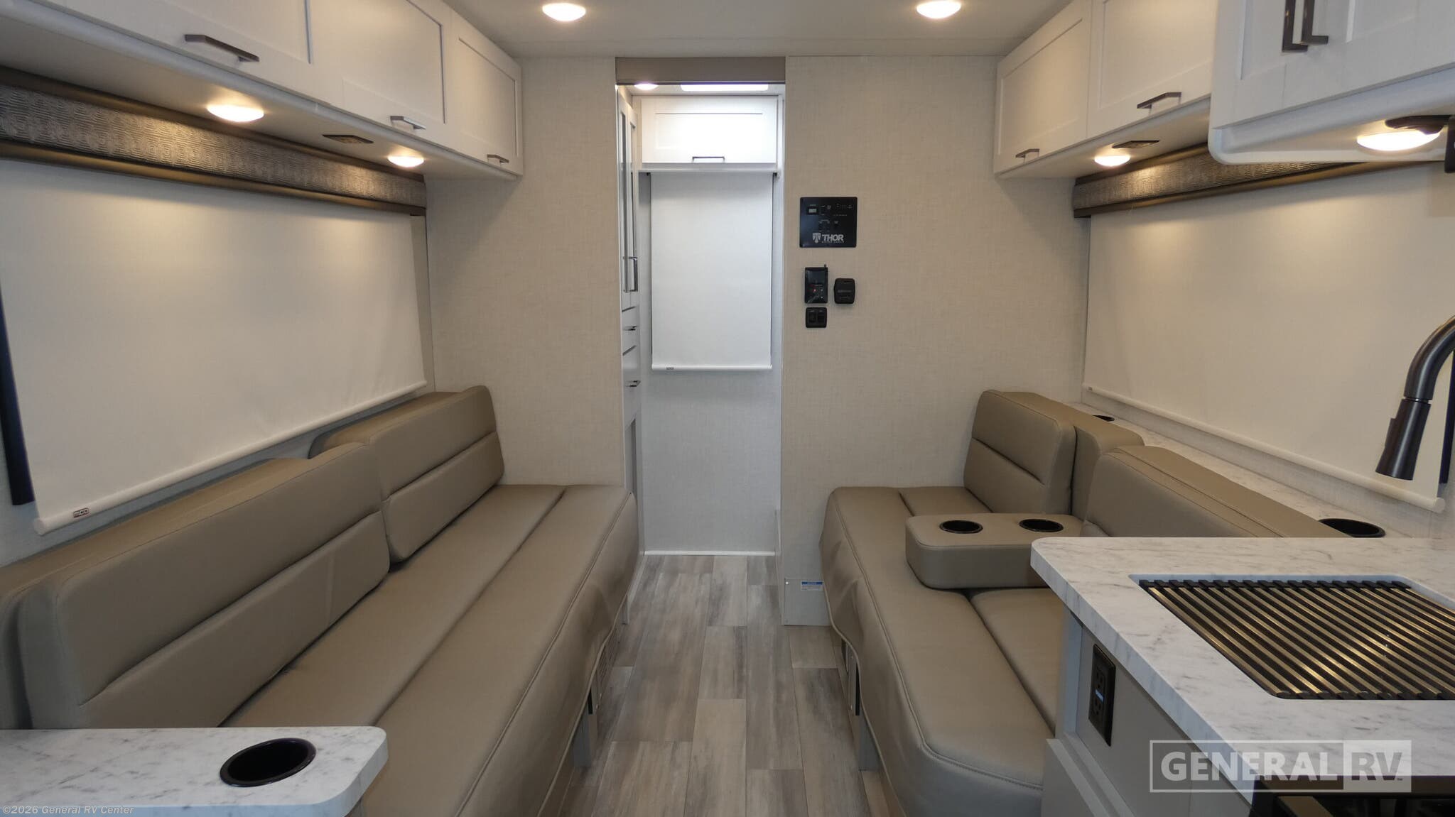 2026 Thor Motor Coach Pasadena SE SX19 Chevy - New Class C For Sale by General RV Center in Ocala, Florida