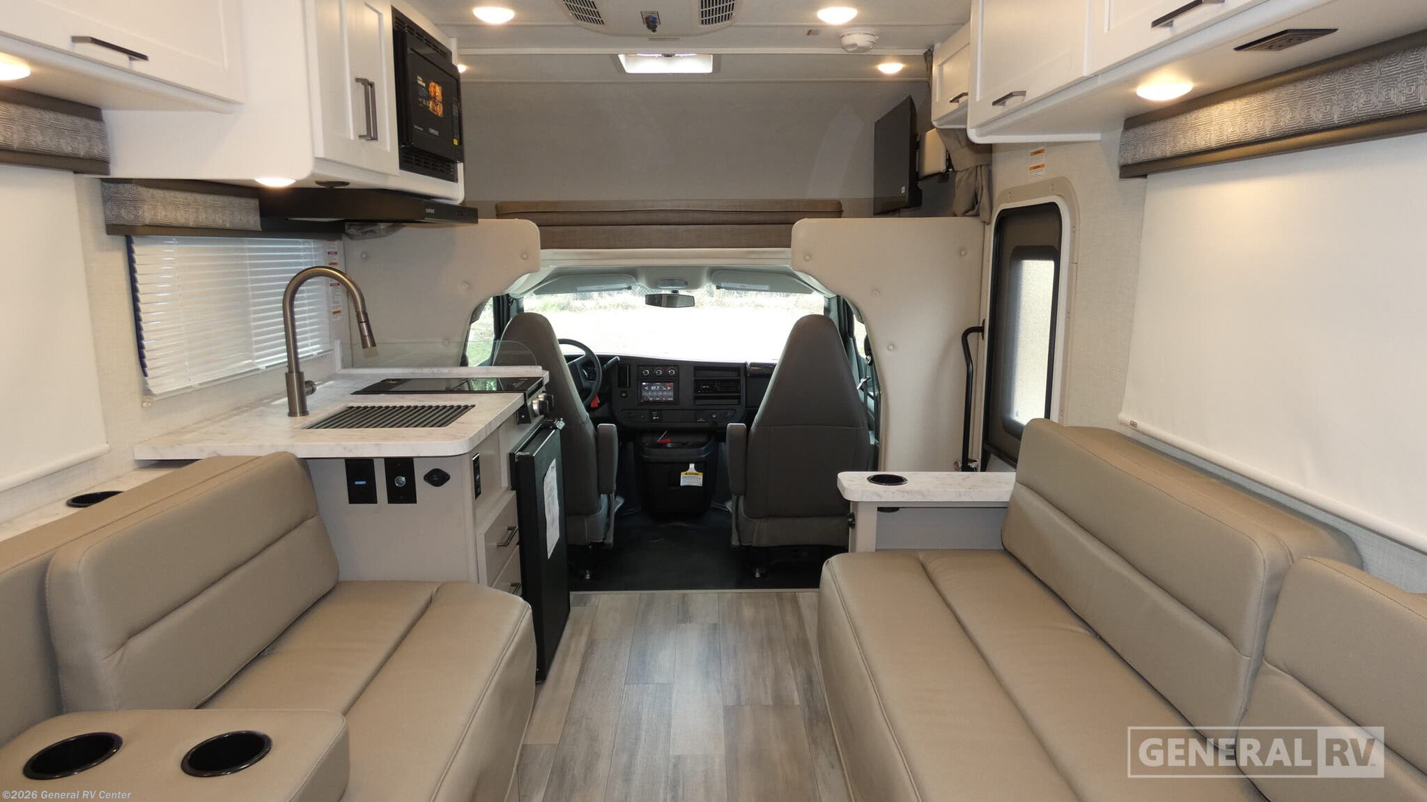 New 2026 Thor Motor Coach Pasadena SE SX19 Chevy available in Ocala, Florida