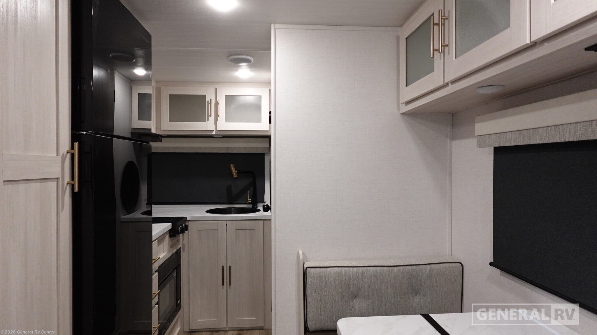 2026 Forest River R*POD RPT194 - New Travel Trailer For Sale by General RV Center in Ocala, Florida