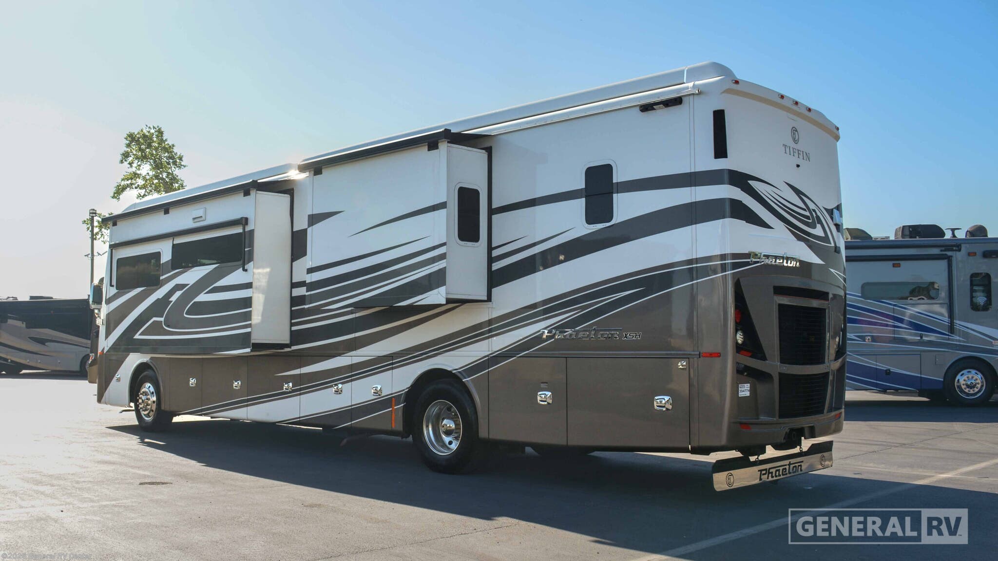 2023 Phaeton 40IH by Tiffin from General RV Center in Ocala, Florida