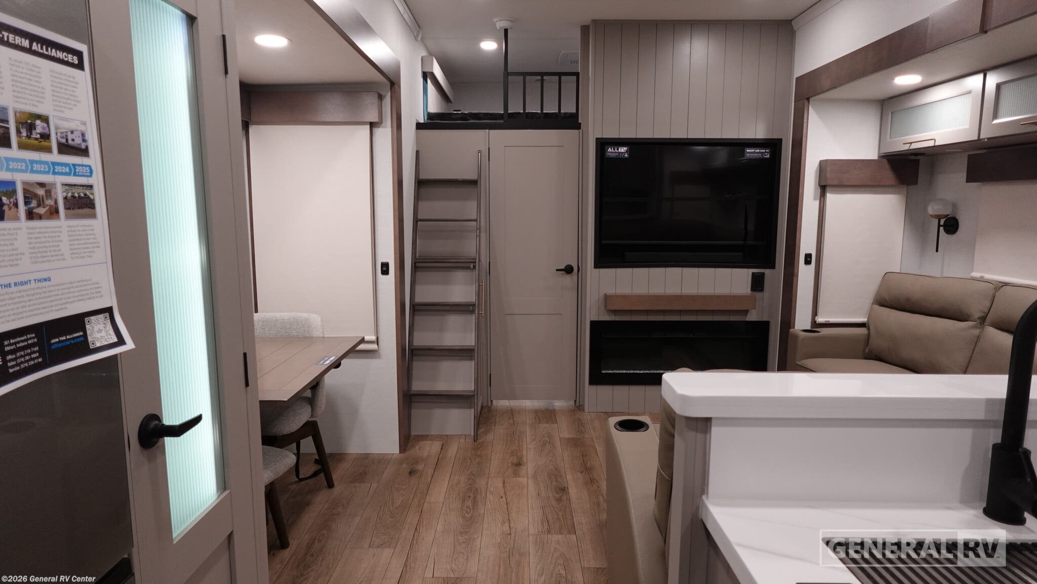 2026 Alliance RV Paradigm 395DS - New Fifth Wheel For Sale by General RV Center in Ocala, Florida