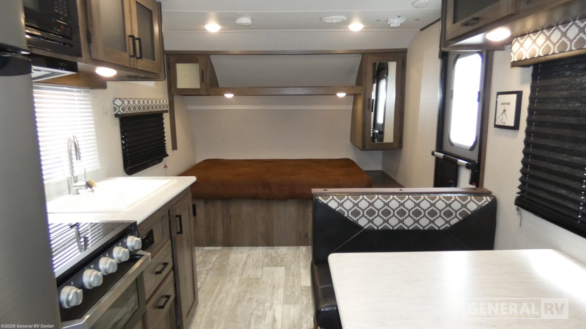Used 2021 Prime Time Tracer LE 200BHSLE available in Ocala, Florida
