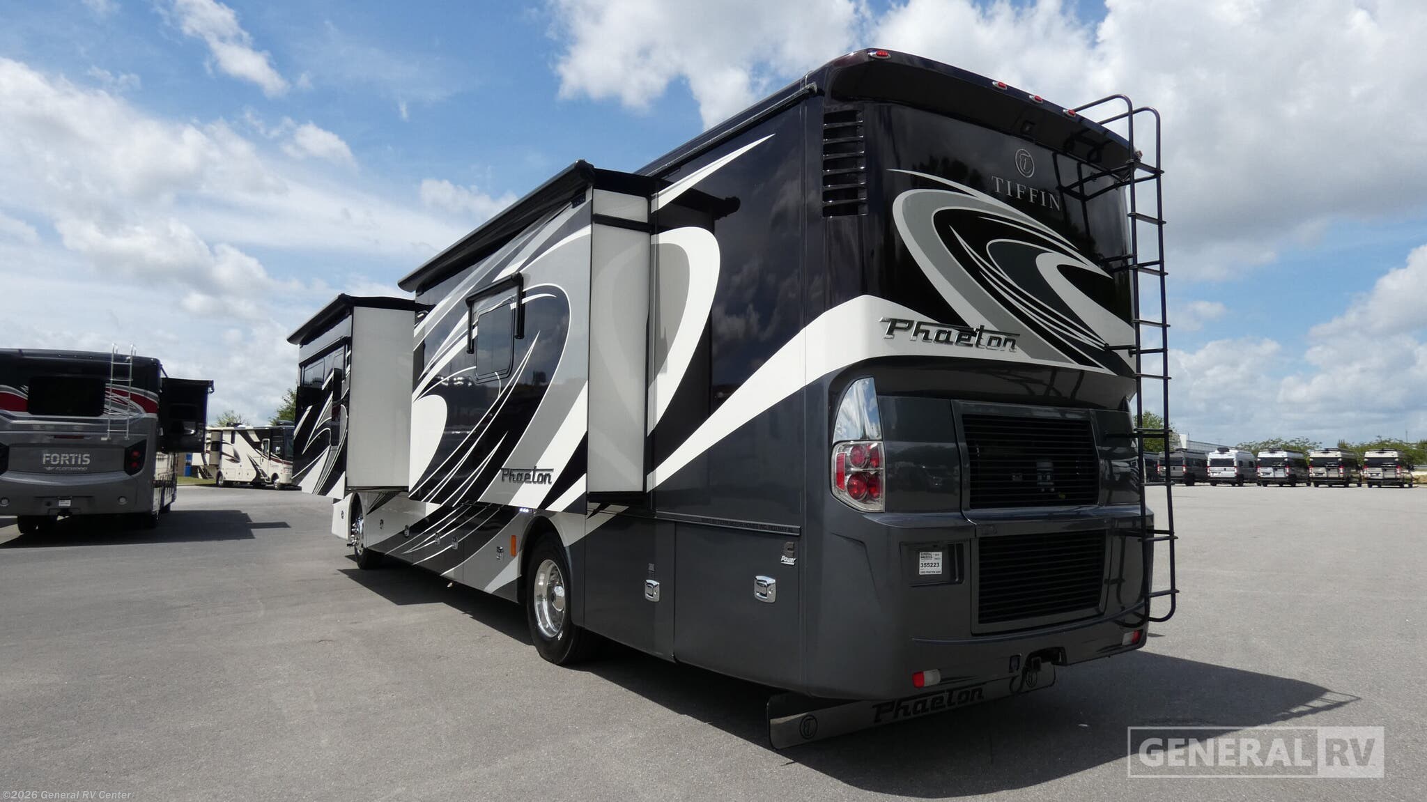 2016 Phaeton 40AH by Tiffin from General RV Center in Ocala, Florida