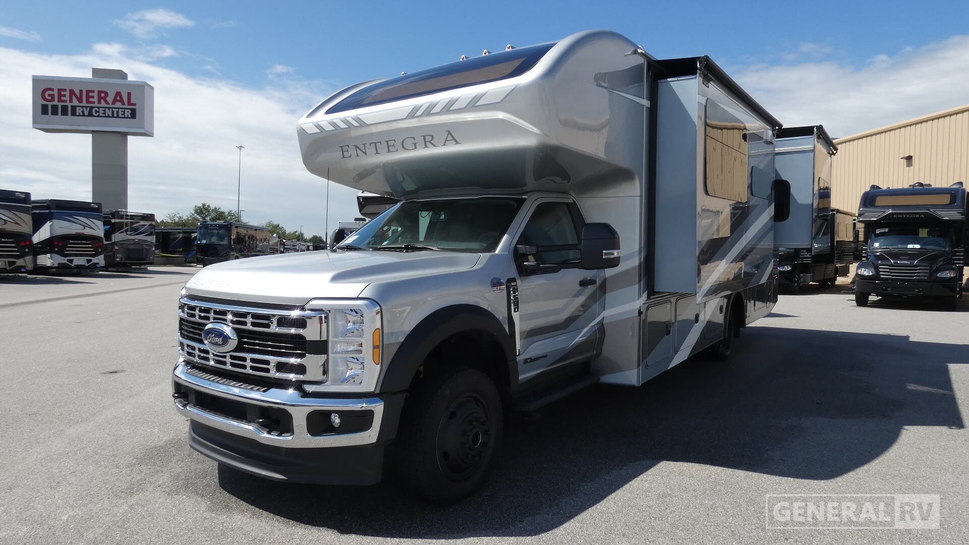 2026 Esteem XL 32U by Entegra Coach from General RV Center in Ocala, Florida