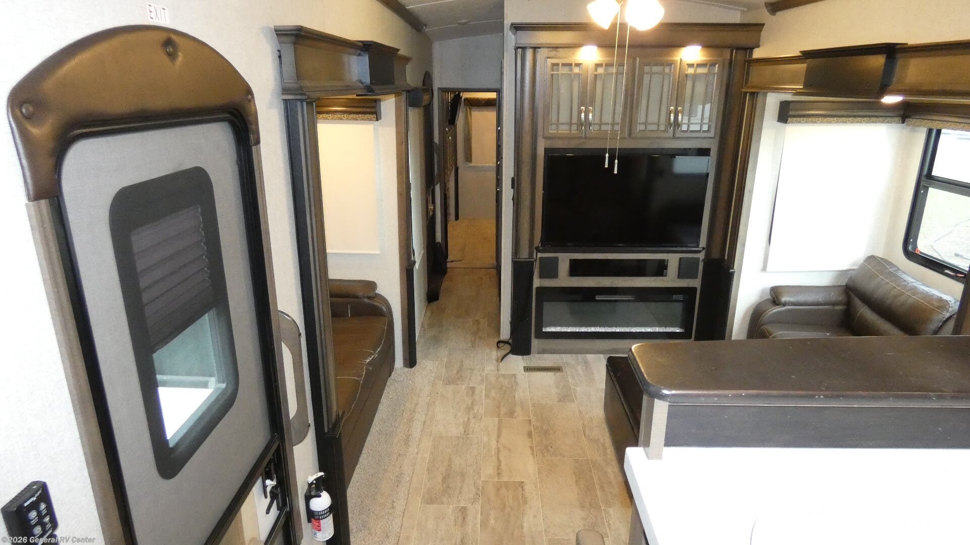 2018 Keystone Montana 3820FK - Used Fifth Wheel For Sale by General RV Center in Ocala, Florida