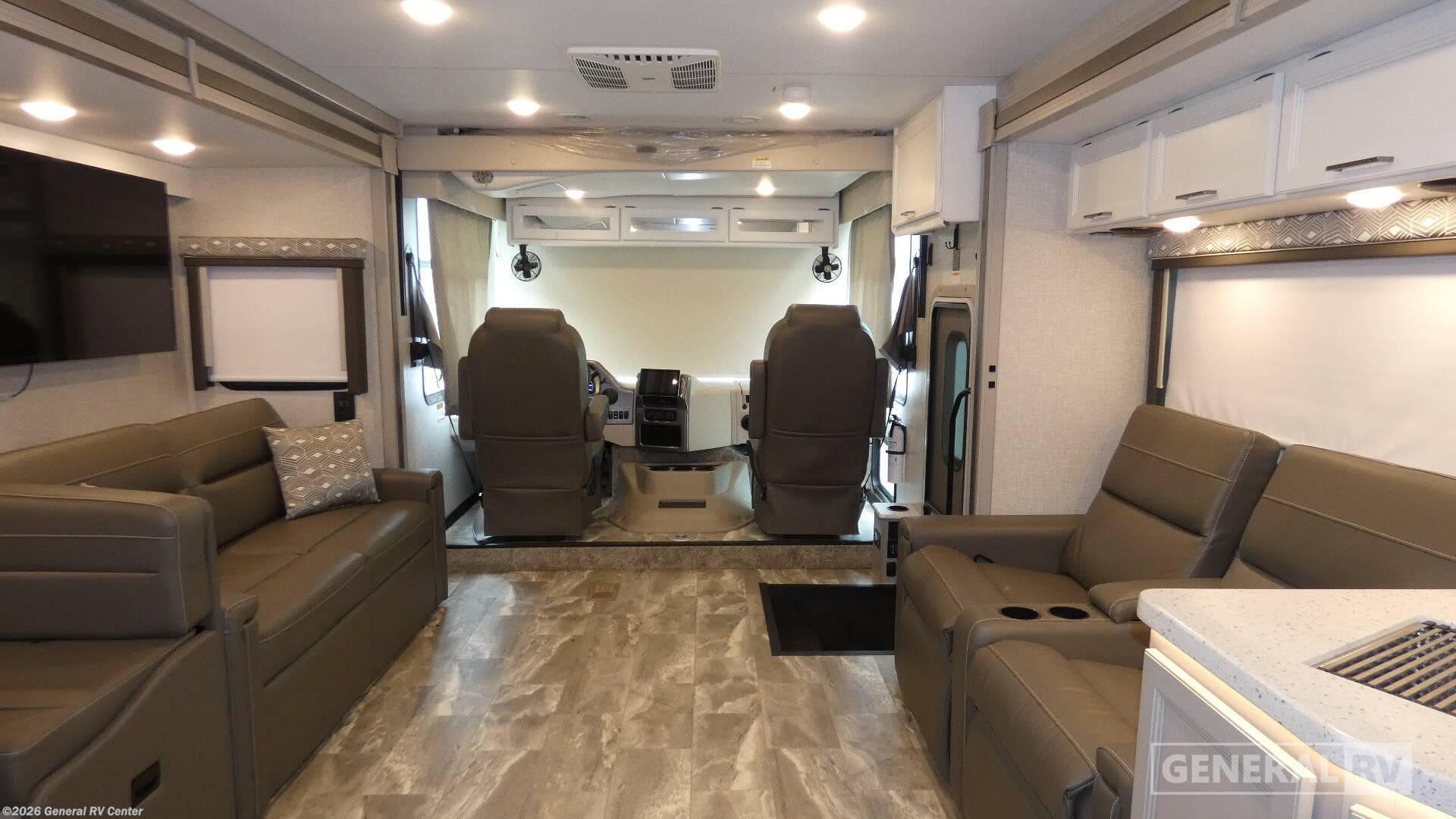 Used 2024 Thor Motor Coach Windsport 34R available in Ocala, Florida