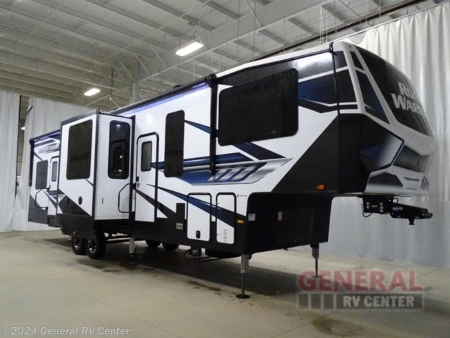 New 2022 Heartland Road Warrior 351 available in Dover, Florida