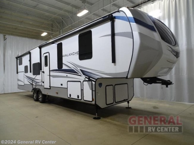 New 2023 Keystone Avalanche 352BH available in Dover, Florida